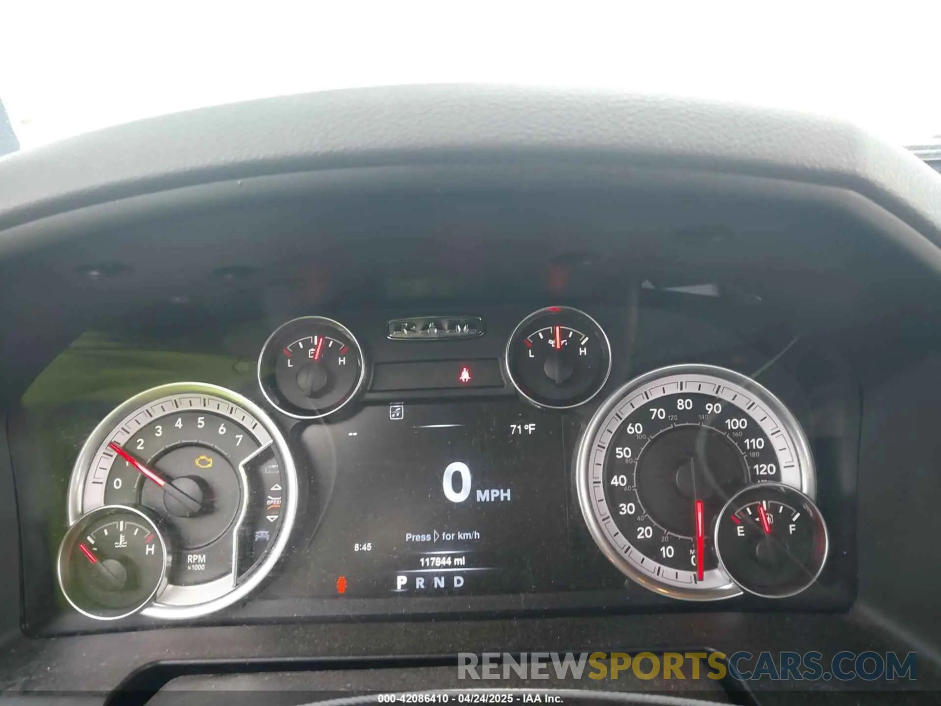 7 fotografías del automóvil dañado 1C6RR7KT4LS127377 RAM 1500 CLASSIC 2020