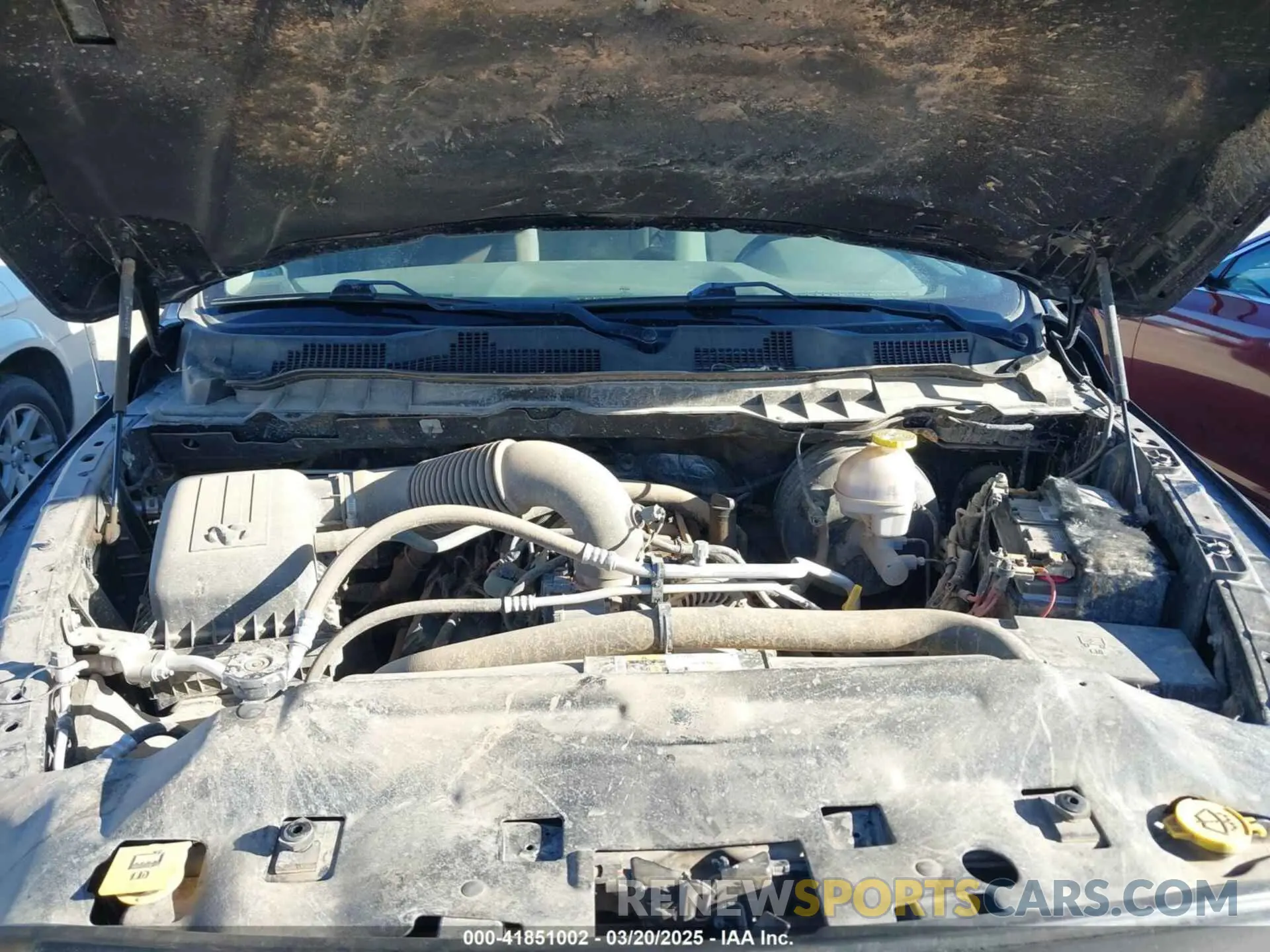 10 fotografías del automóvil dañado 1C6RR7LT4LS136952 RAM 1500 CLASSIC 2020