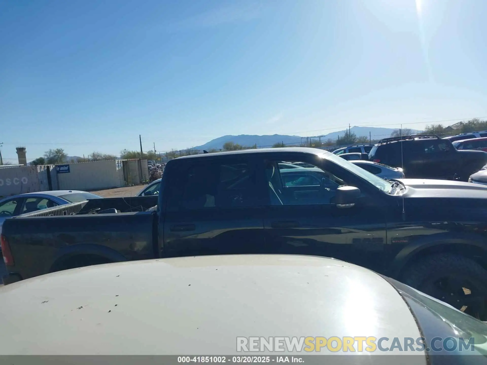 13 fotografías del automóvil dañado 1C6RR7LT4LS136952 RAM 1500 CLASSIC 2020