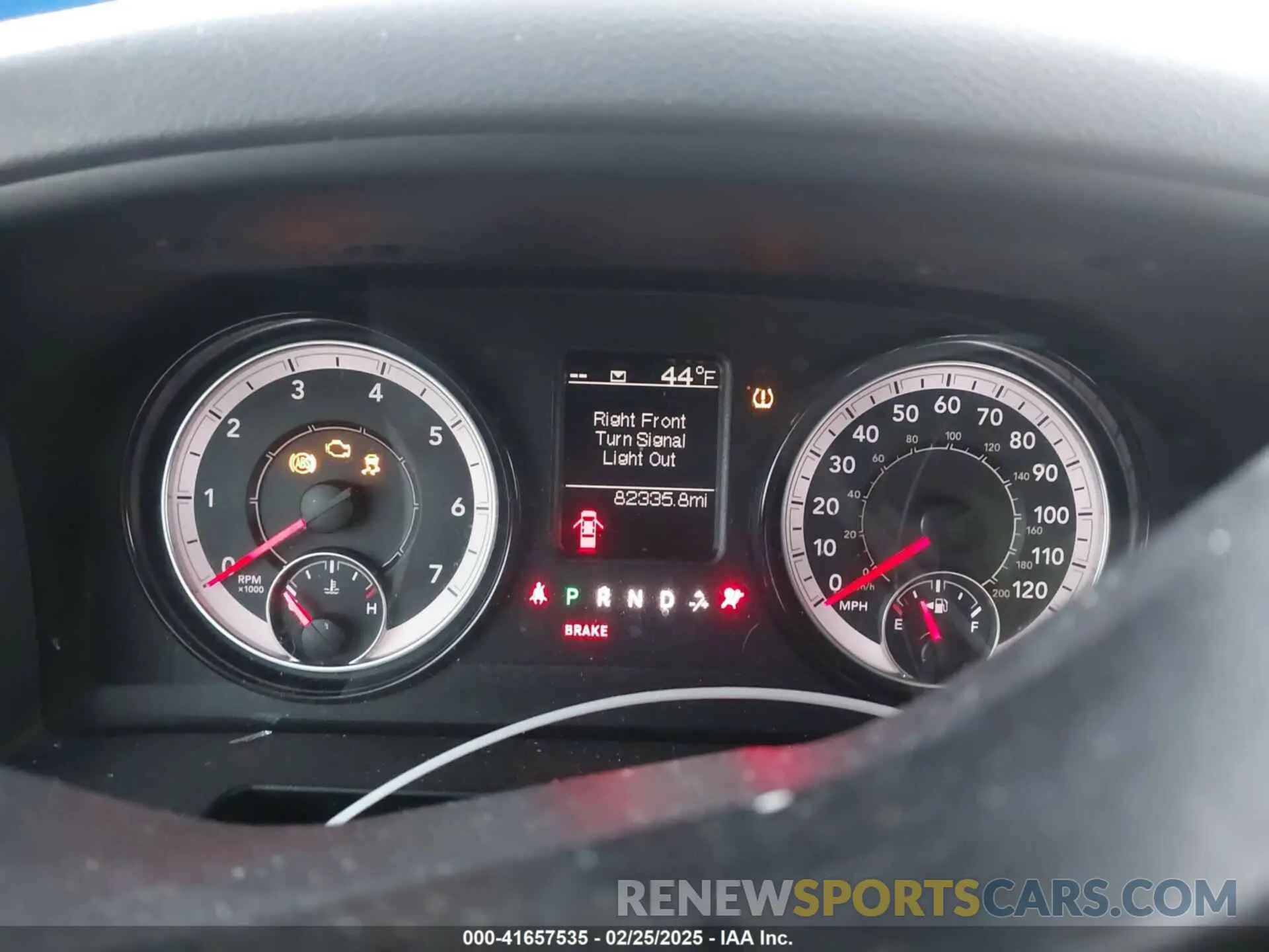7 fotografías del automóvil dañado 1C6RR7TT1LS109319 RAM 1500 CLASSIC 2020