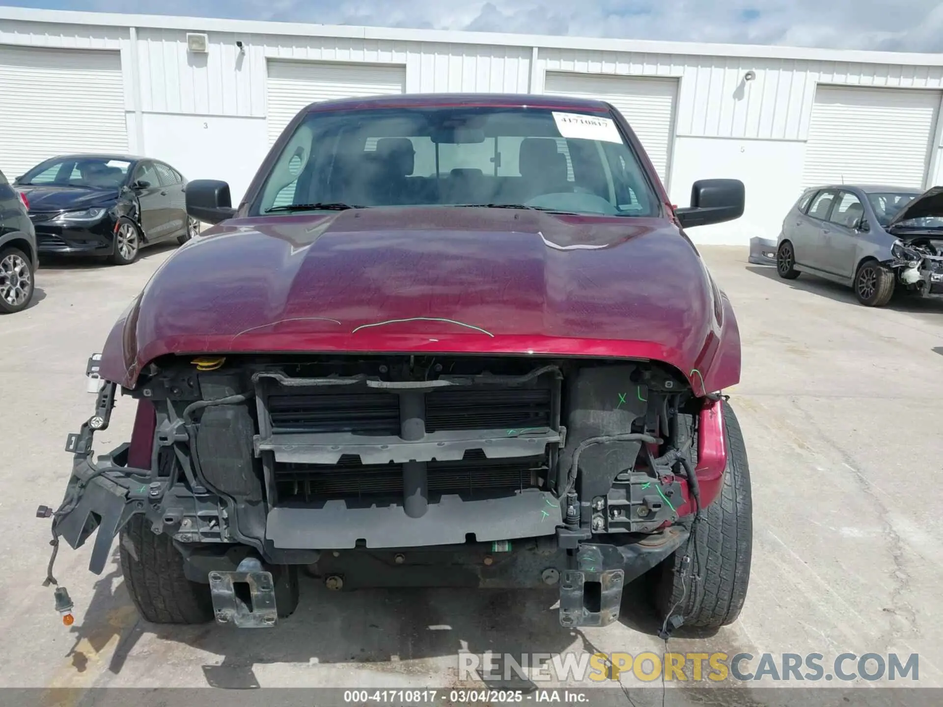 13 fotografías del automóvil dañado 1C6RR7TT1LS119607 RAM 1500 CLASSIC 2020