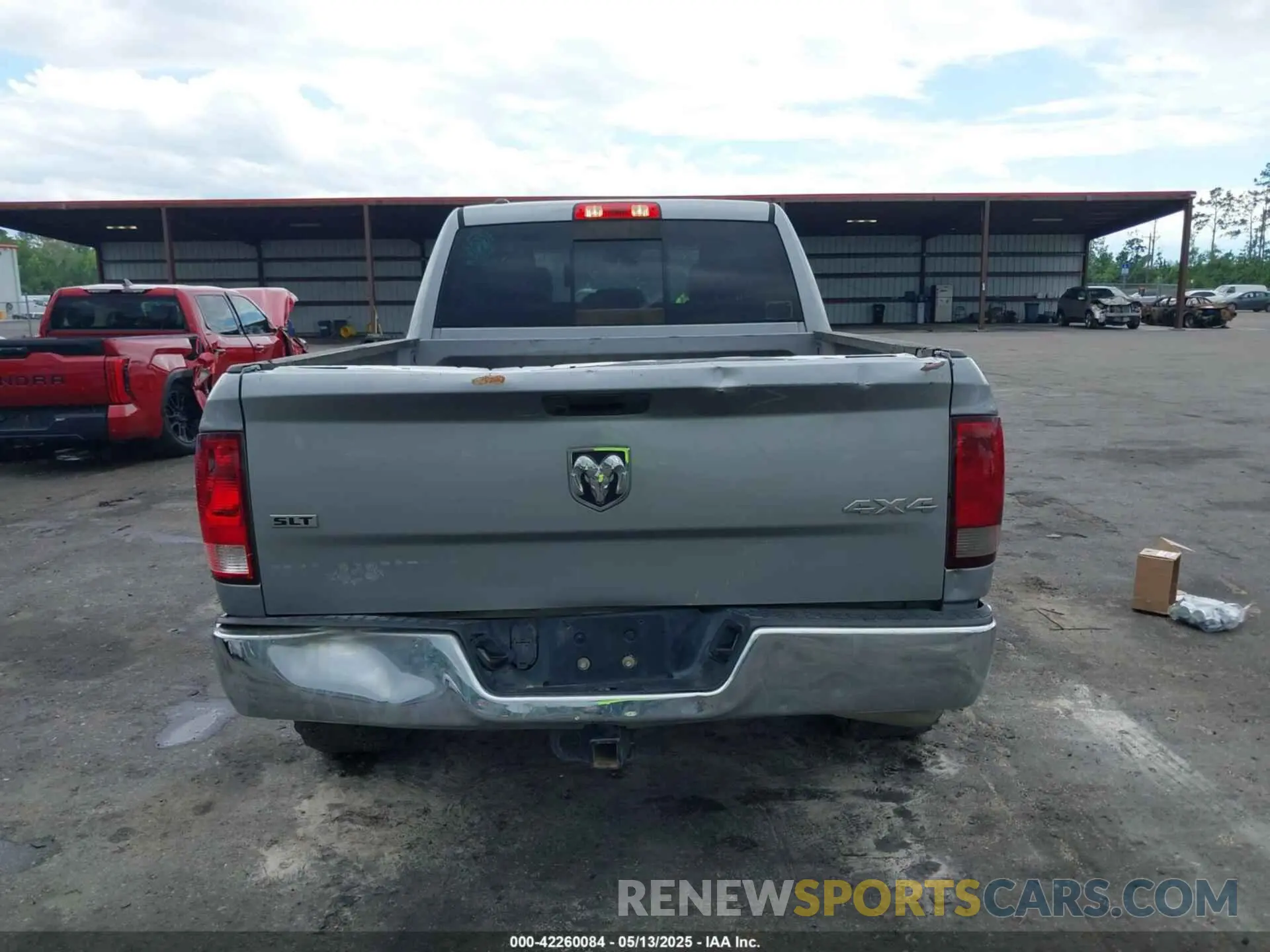 16 fotografías del automóvil dañado 1C6RR7TT5LS124681 RAM 1500 CLASSIC 2020