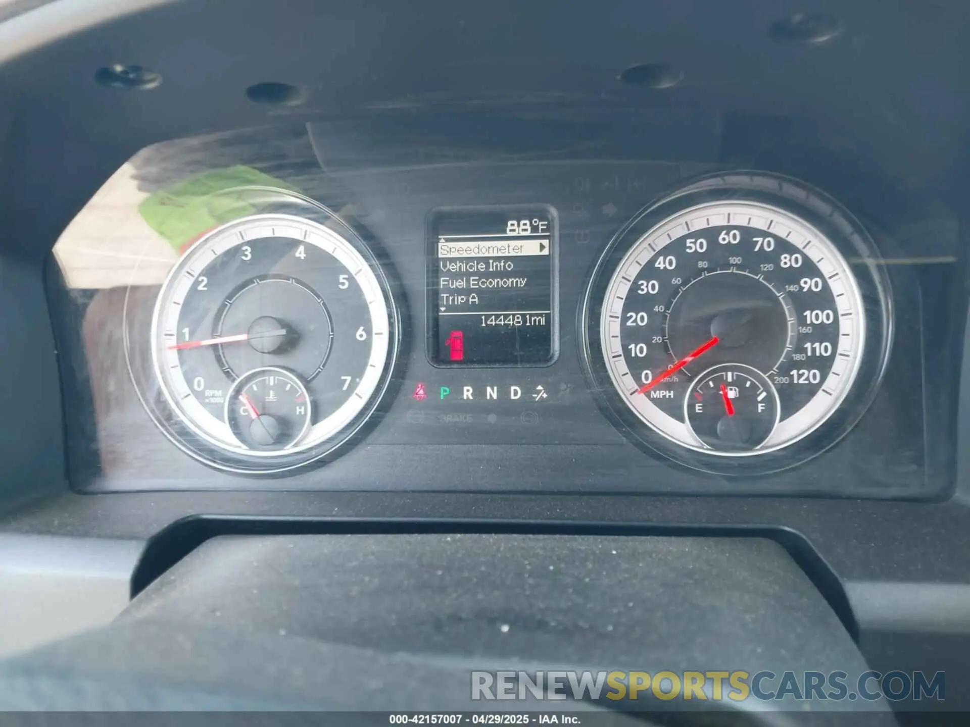 7 fotografías del automóvil dañado 3C6JR6DG5LG133073 RAM 1500 CLASSIC 2020