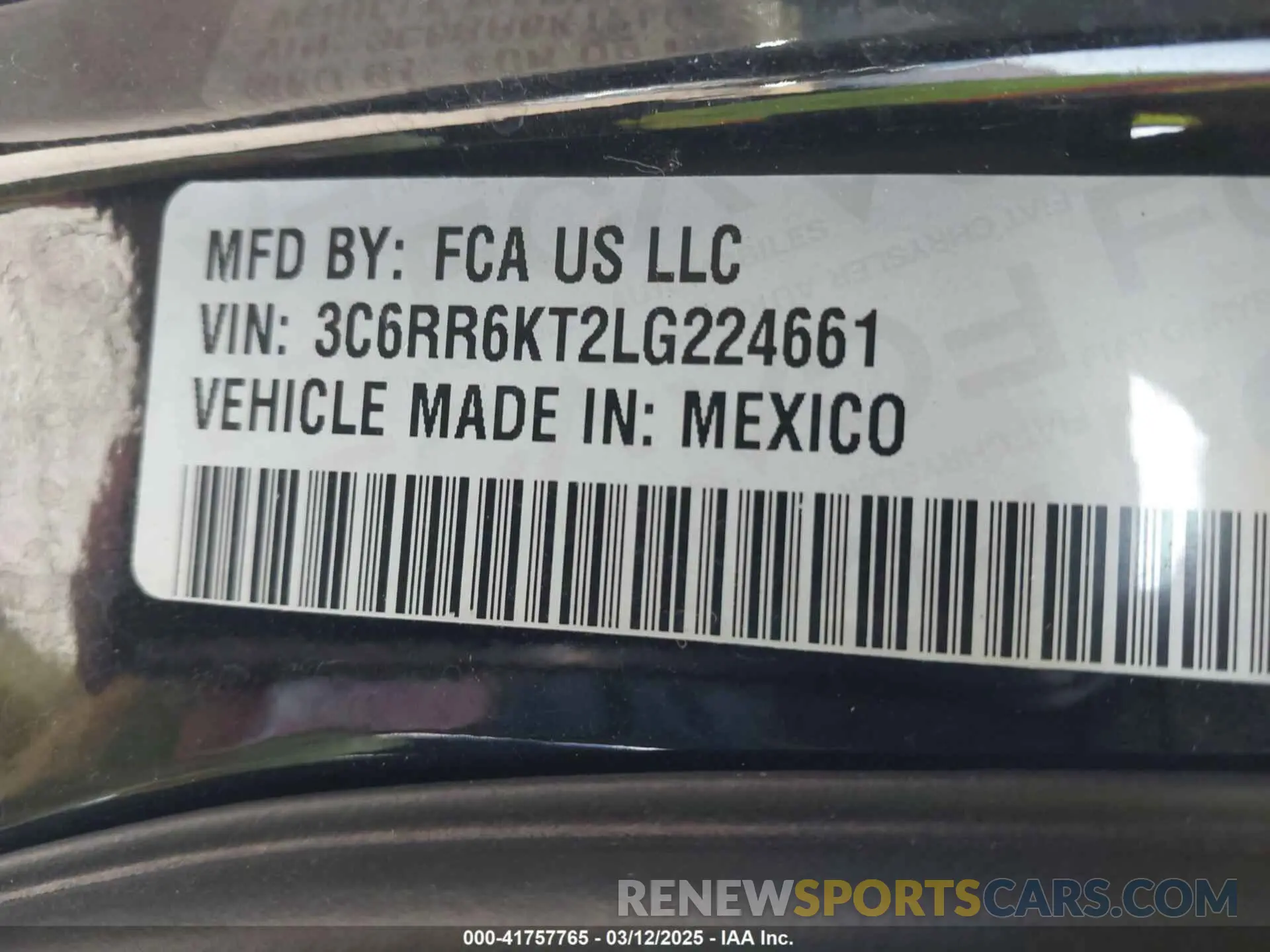 9 fotografías del automóvil dañado 3C6RR6KT2LG224661 RAM 1500 CLASSIC 2020