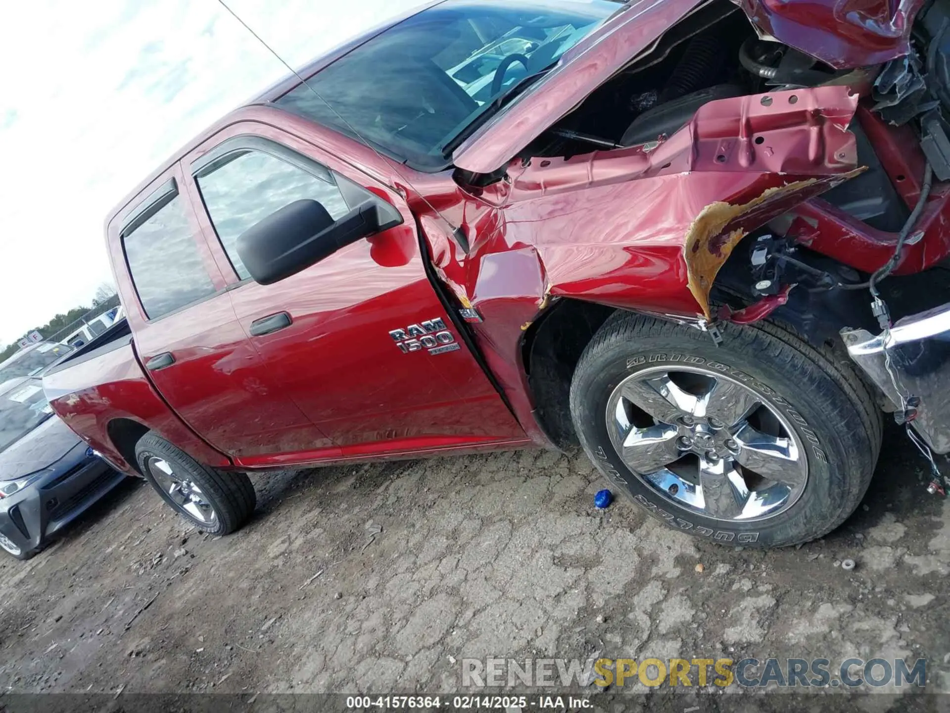 13 fotografías del automóvil dañado 3C6RR6KT3LG127730 RAM 1500 CLASSIC 2020