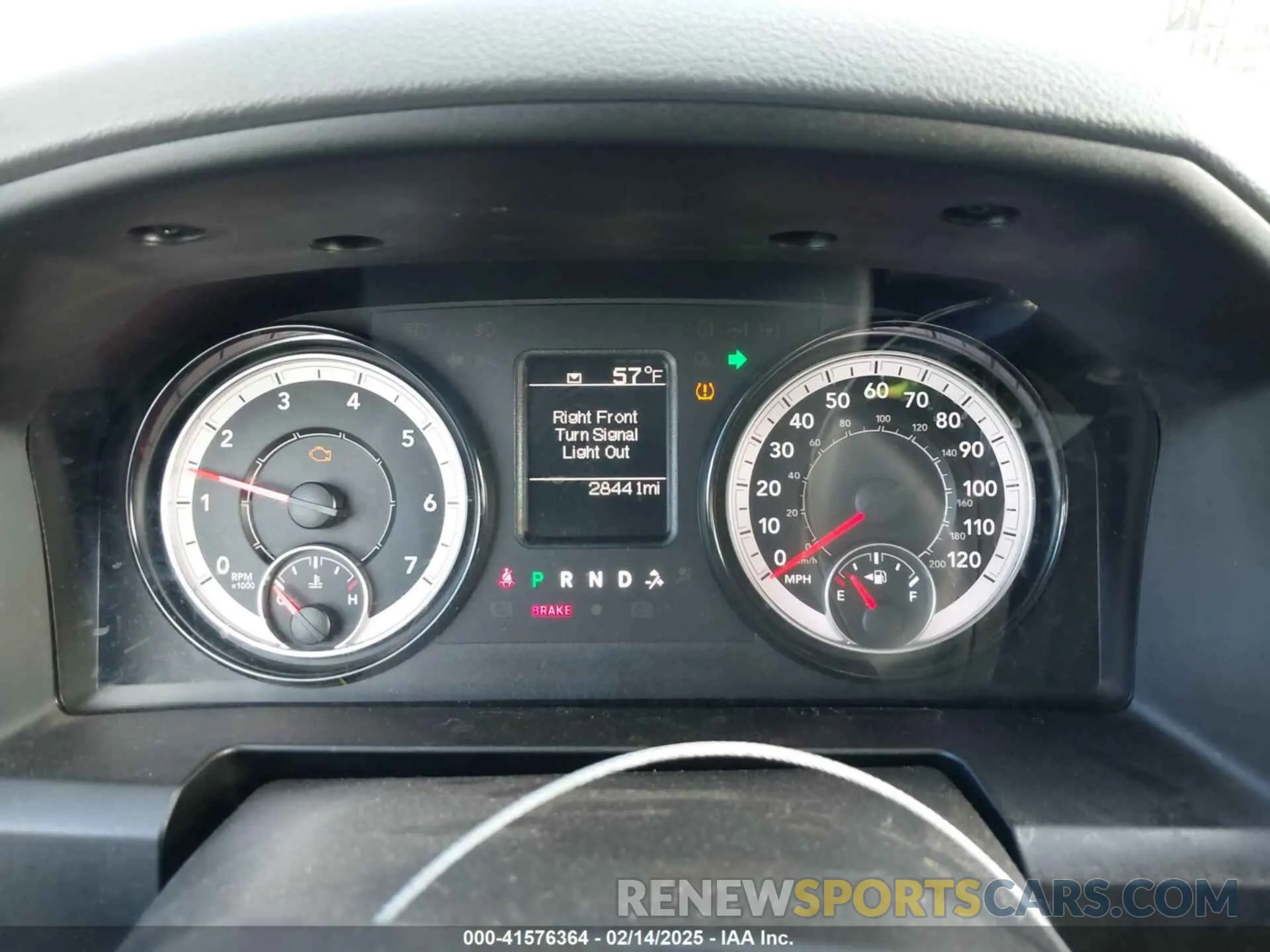 7 fotografías del automóvil dañado 3C6RR6KT3LG127730 RAM 1500 CLASSIC 2020