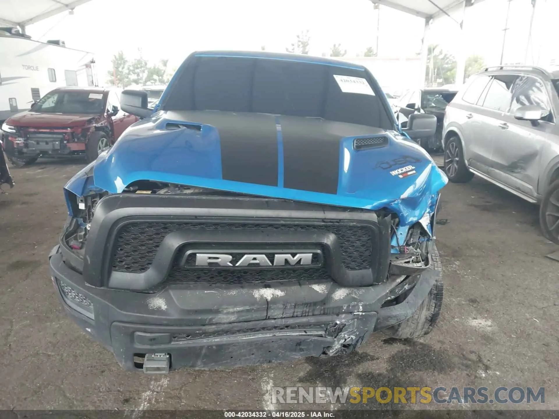 12 fotografías del automóvil dañado 1C6RR6GG7MS586300 RAM 1500 CLASSIC 2021