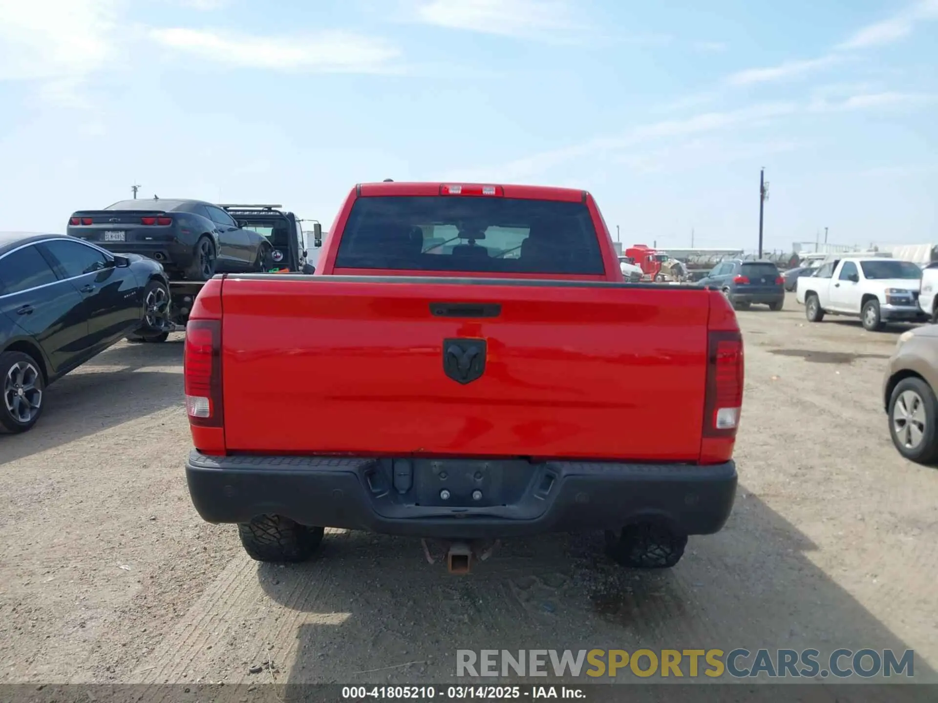 16 fotografías del automóvil dañado 1C6RR6LTXMS560440 RAM 1500 CLASSIC 2021