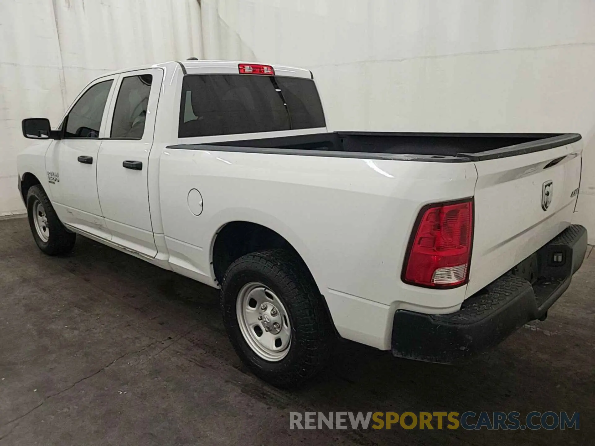 4 fotografías del automóvil dañado 1C6RR7FG2MS577723 RAM 1500 CLASSIC 2021