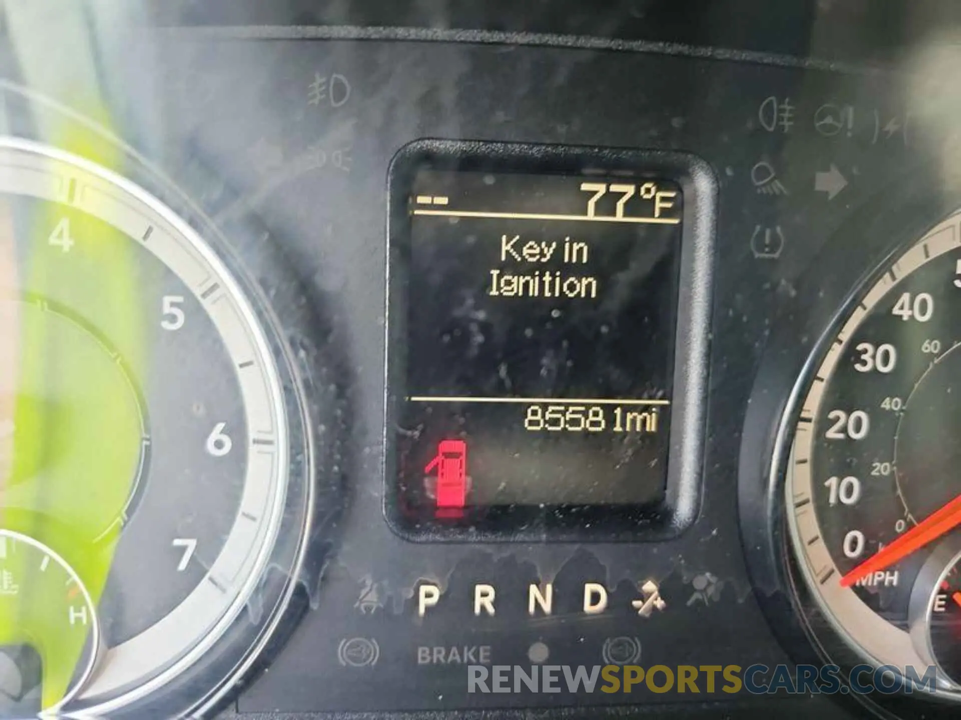 3 fotografías del automóvil dañado 1C6RR7FG4MS555514 RAM 1500 CLASSIC 2021
