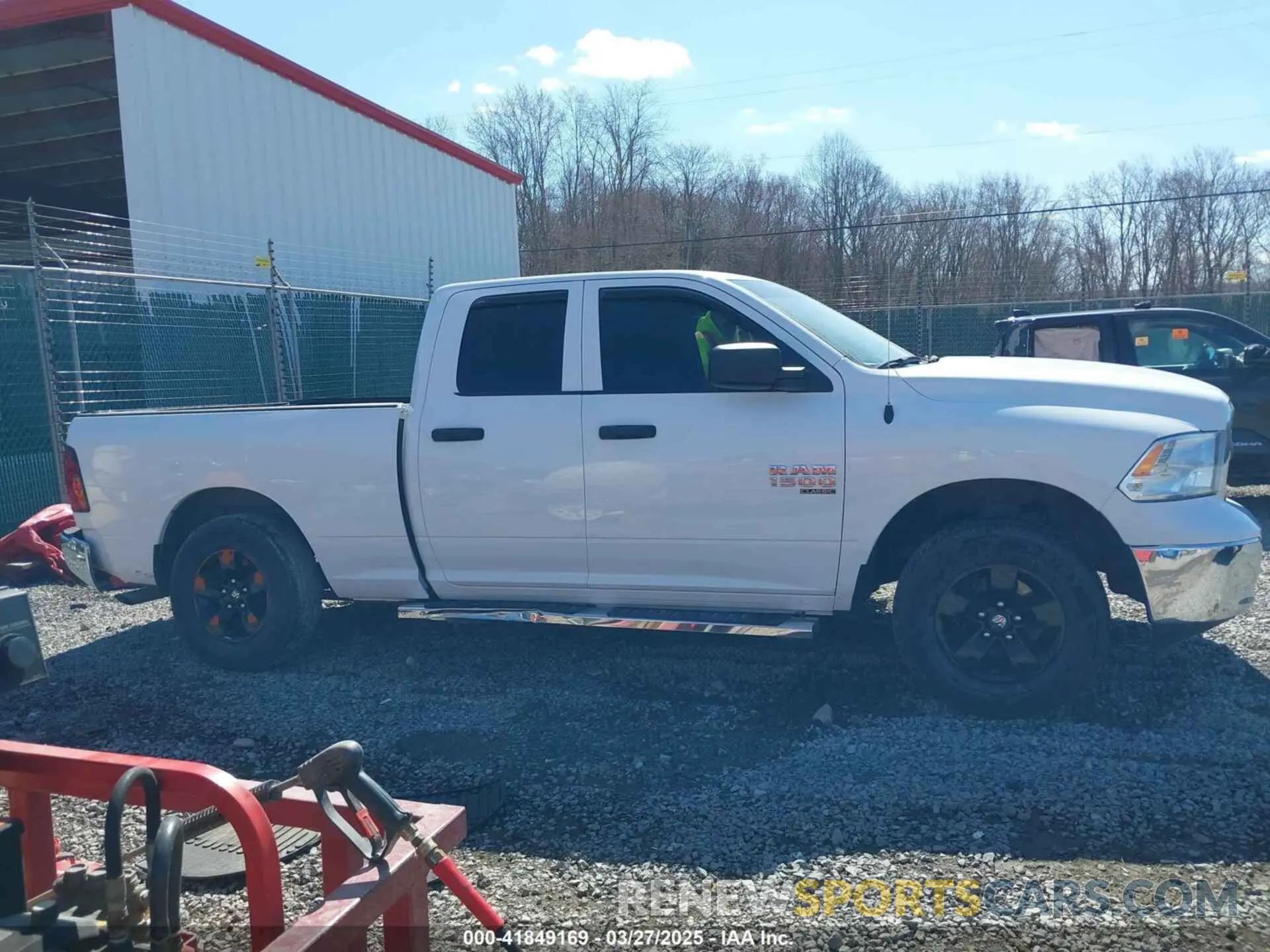 13 fotografías del automóvil dañado 1C6RR7FGXMS507175 RAM 1500 CLASSIC 2021