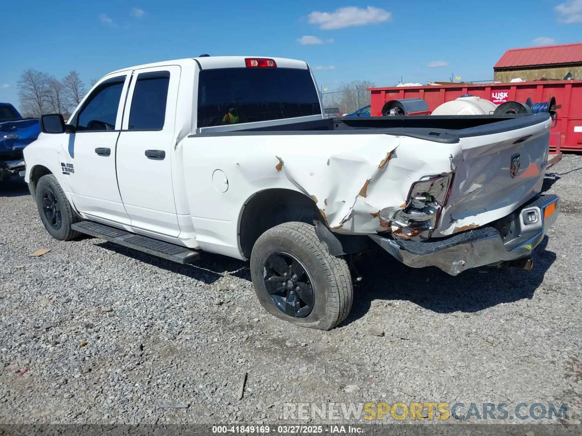 3 fotografías del automóvil dañado 1C6RR7FGXMS507175 RAM 1500 CLASSIC 2021
