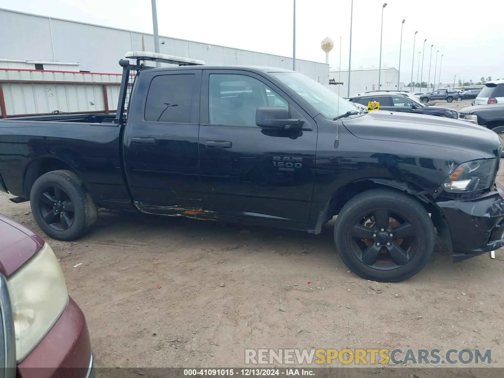 12 fotografías del automóvil dañado 1C6RR7FGXMS507998 RAM 1500 CLASSIC 2021