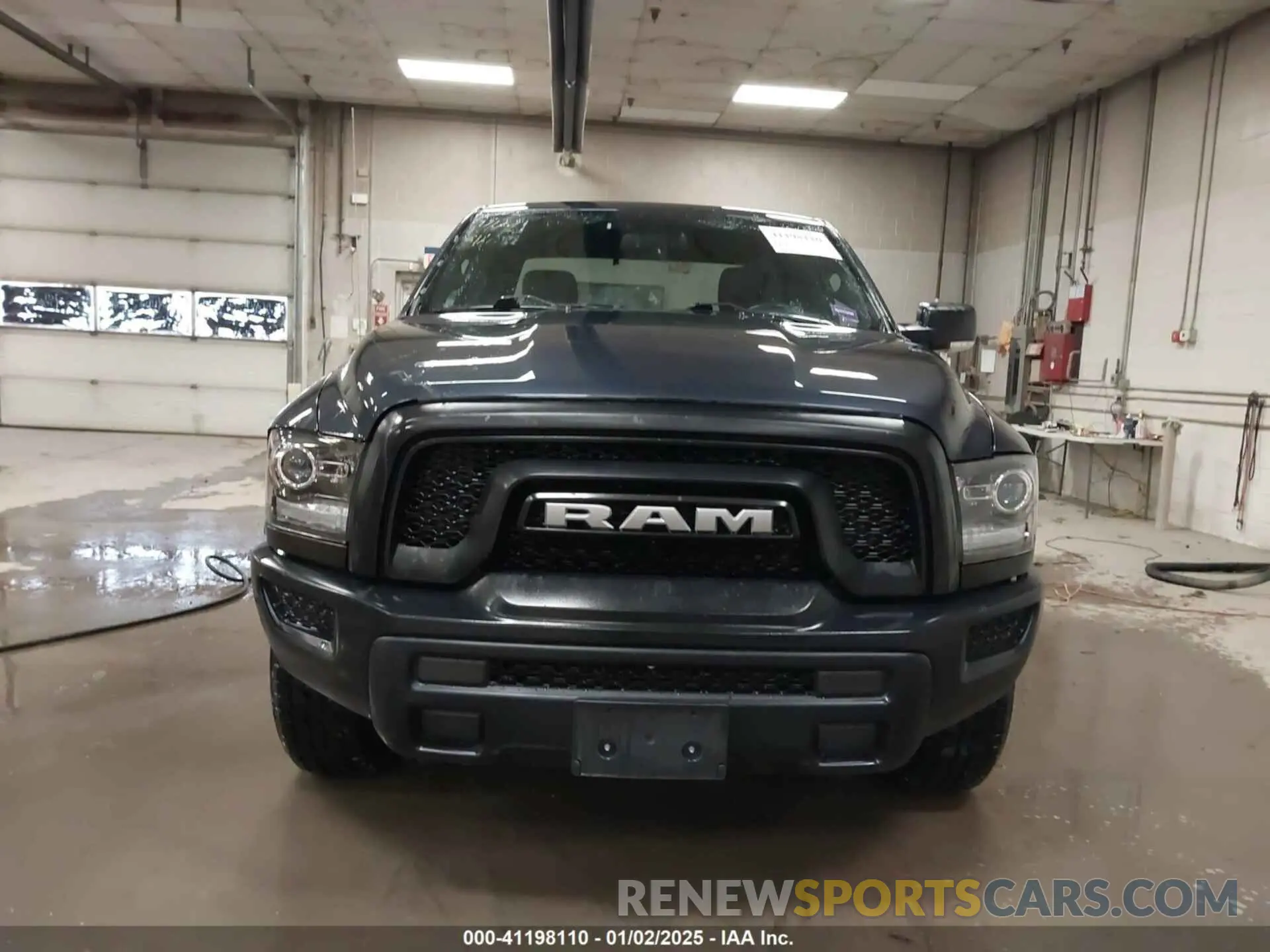 13 fotografías del automóvil dañado 1C6RR7GG9MS522765 RAM 1500 CLASSIC 2021