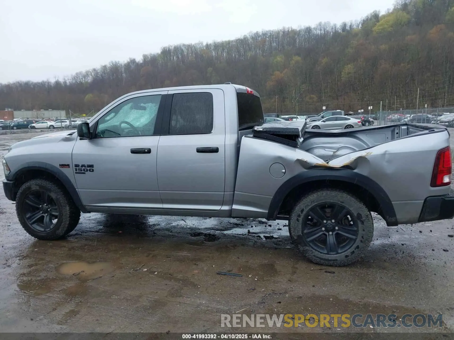 14 fotografías del automóvil dañado 1C6RR7GT0MS505043 RAM 1500 CLASSIC 2021