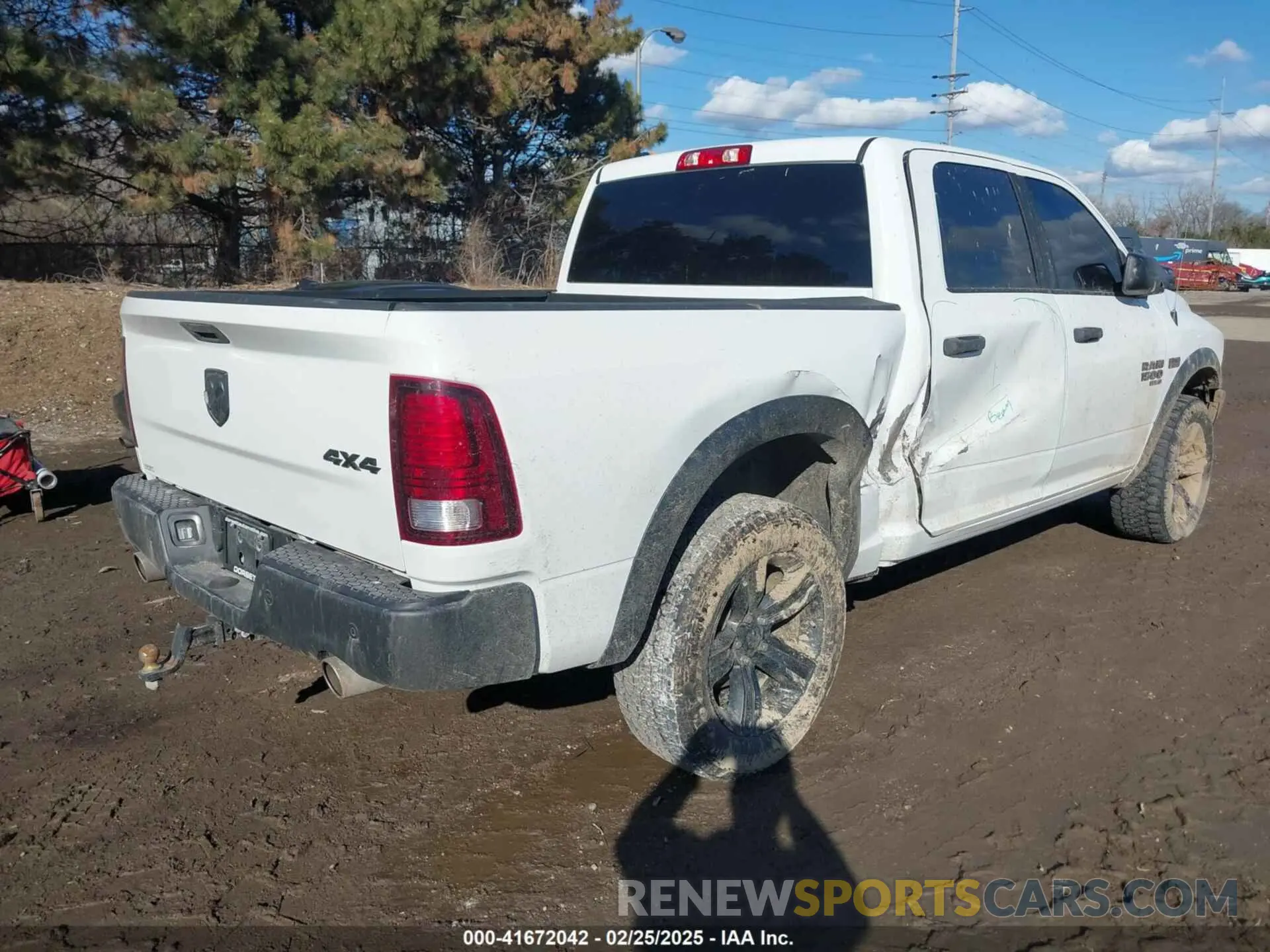 4 fotografías del automóvil dañado 1C6RR7LT3MS528516 RAM 1500 CLASSIC 2021