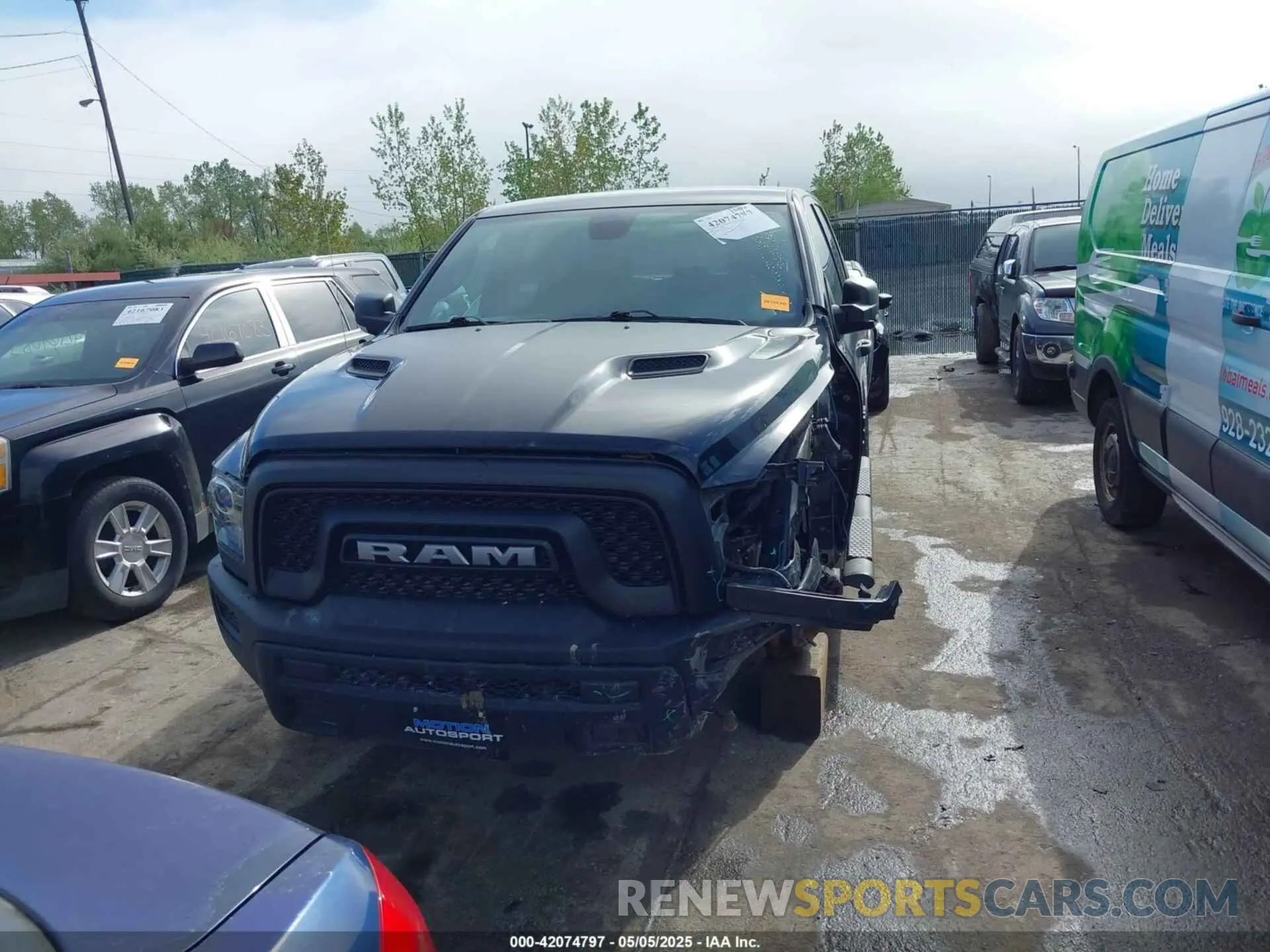 13 fotografías del automóvil dañado 1C6RR7LT8MS589263 RAM 1500 CLASSIC 2021