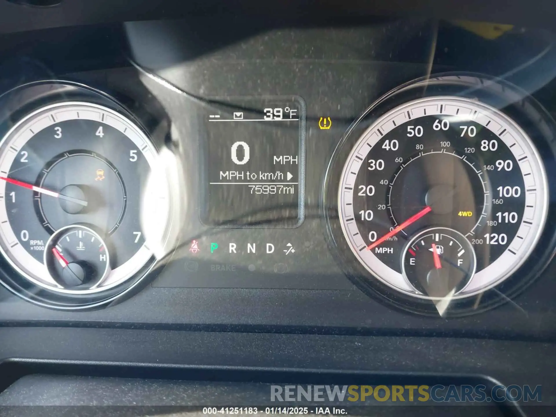 7 fotografías del automóvil dañado 1C6RR7TT6MS521933 RAM 1500 CLASSIC 2021