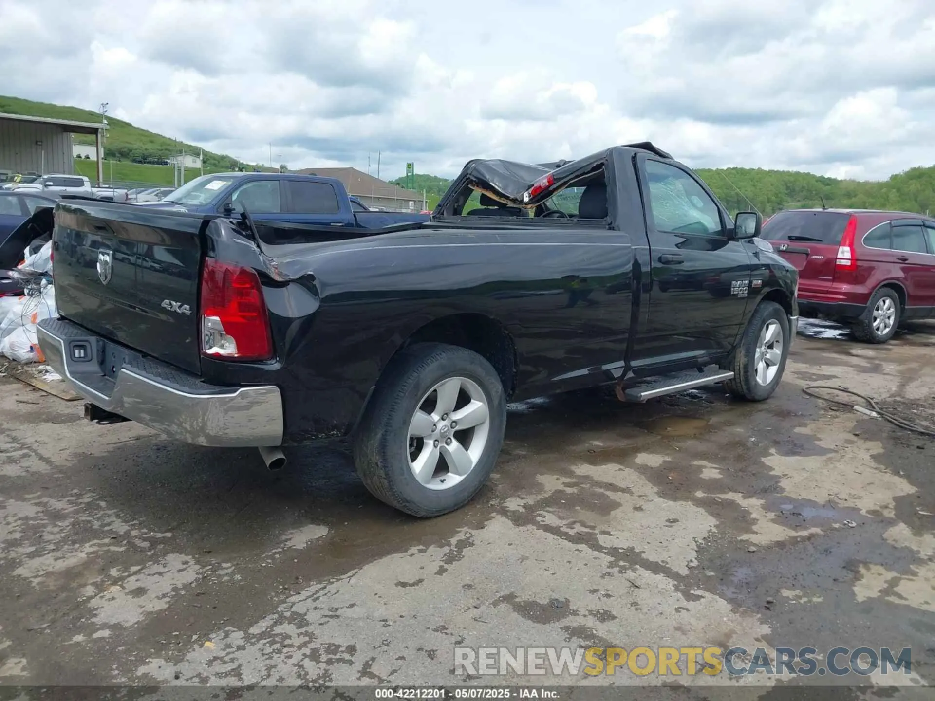 4 fotografías del automóvil dañado 3C6JR7DT4MG704279 RAM 1500 CLASSIC 2021