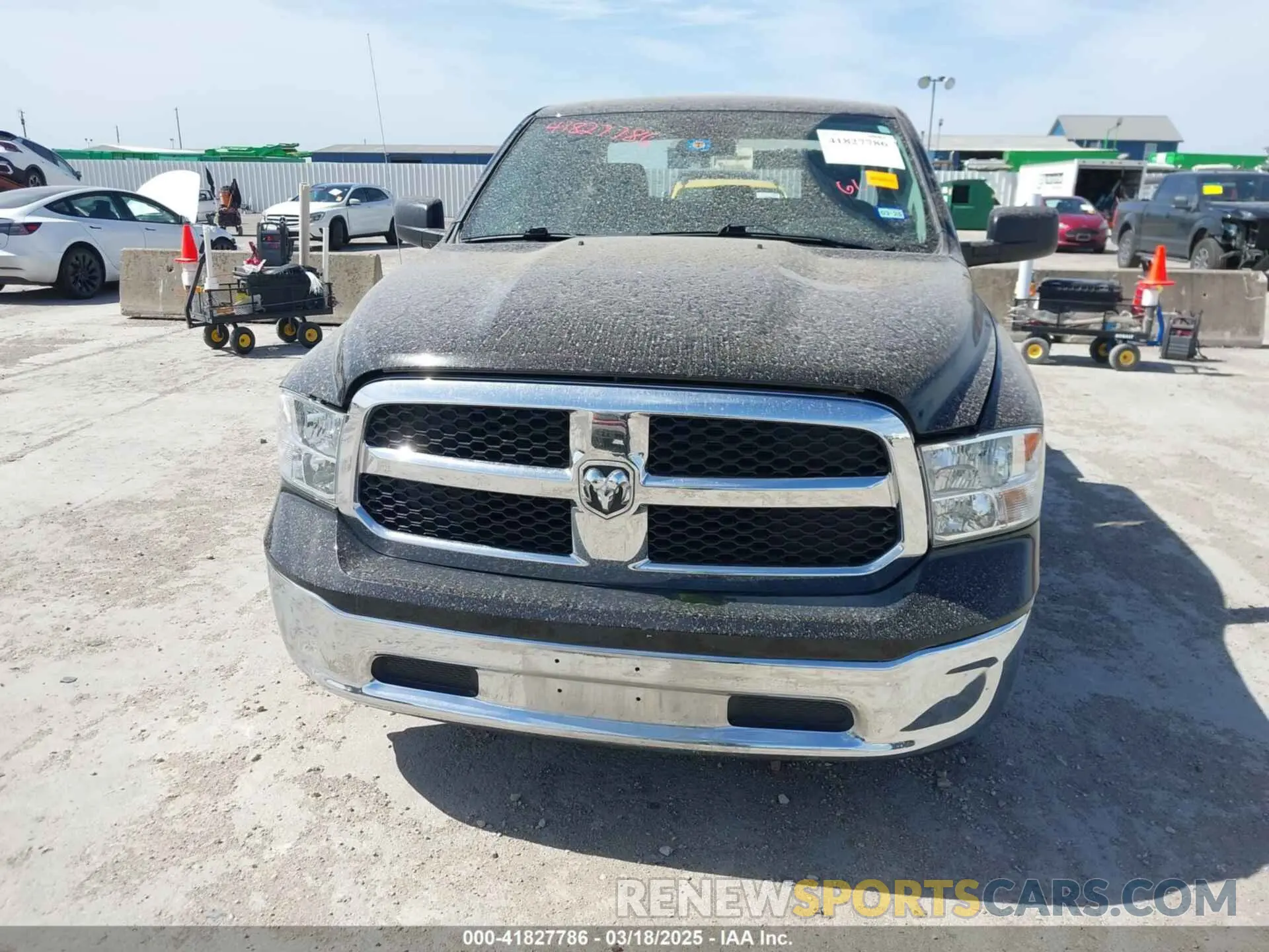 12 fotografías del automóvil dañado 1C6RR6FG5NS149401 RAM 1500 CLASSIC 2022
