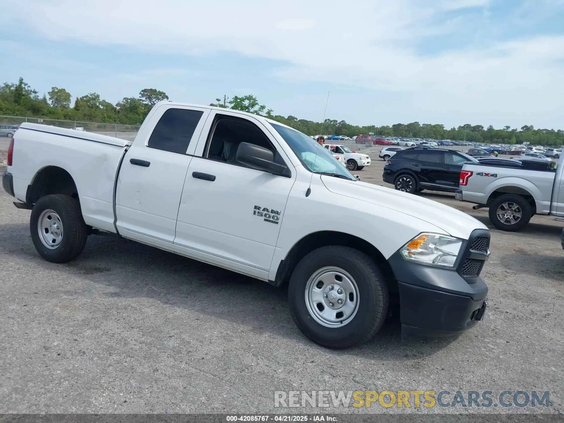 1 fotografías del automóvil dañado 1C6RR7FG2NS187254 RAM 1500 CLASSIC 2022