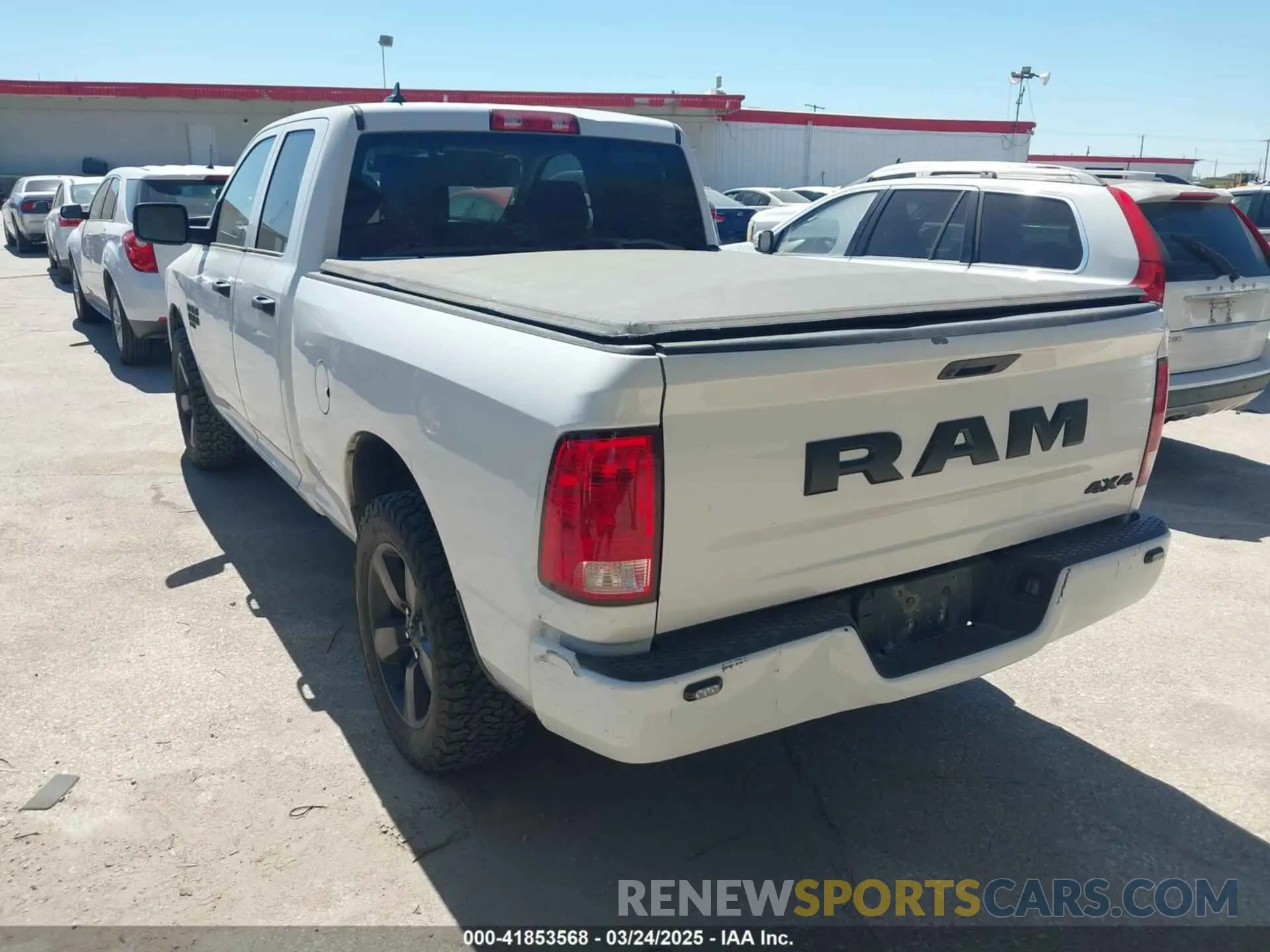 3 fotografías del automóvil dañado 1C6RR7FG8NS175576 RAM 1500 CLASSIC 2022