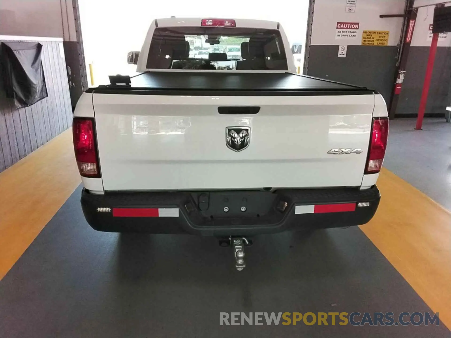 31 fotografías del automóvil dañado 1C6RR7FT1NS187128 RAM 1500 CLASSIC 2022