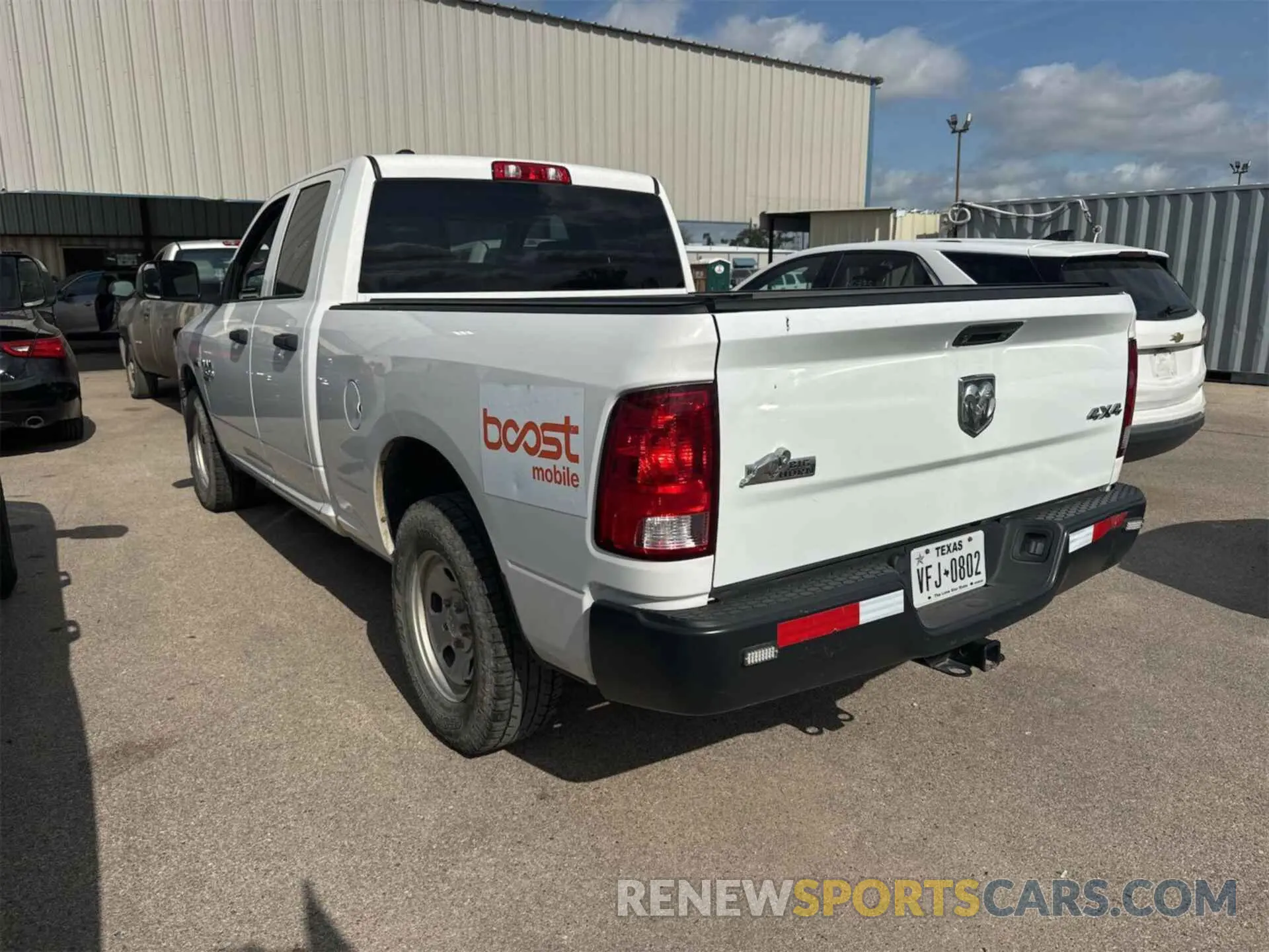 12 fotografías del automóvil dañado 1C6RR7FT3NS187129 RAM 1500 CLASSIC 2022