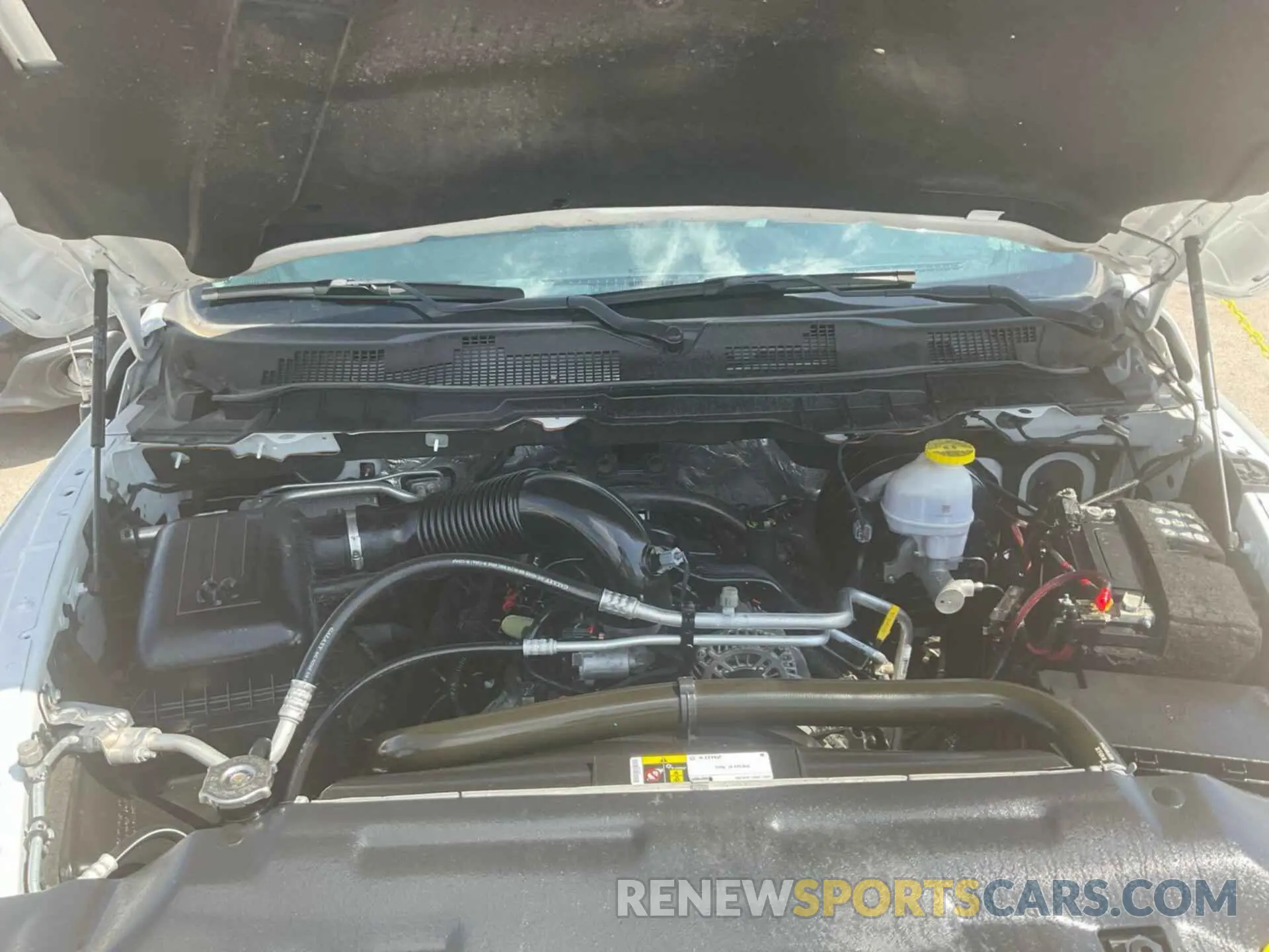 21 fotografías del automóvil dañado 1C6RR7FT3NS187129 RAM 1500 CLASSIC 2022