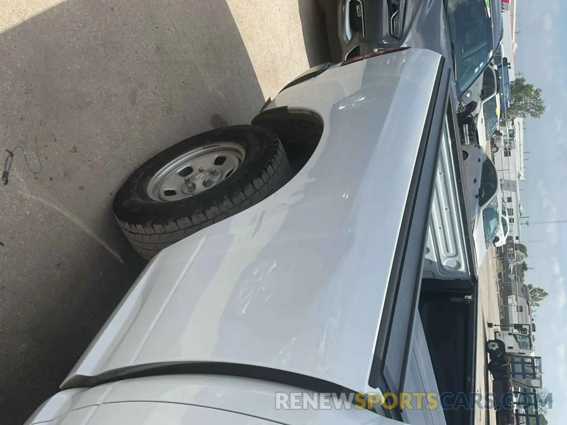 9 fotografías del automóvil dañado 1C6RR7FT3NS187129 RAM 1500 CLASSIC 2022
