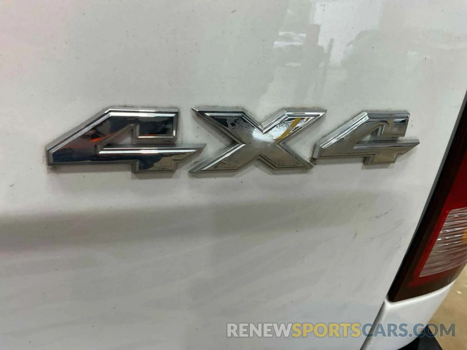12 fotografías del automóvil dañado 1C6RR7FT9NS172473 RAM 1500 CLASSIC 2022