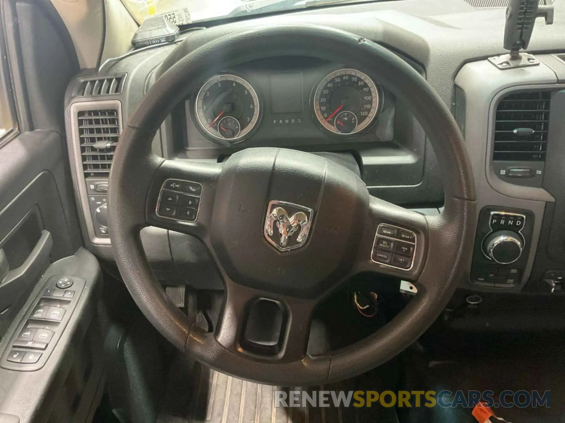 28 fotografías del automóvil dañado 1C6RR7FT9NS172473 RAM 1500 CLASSIC 2022