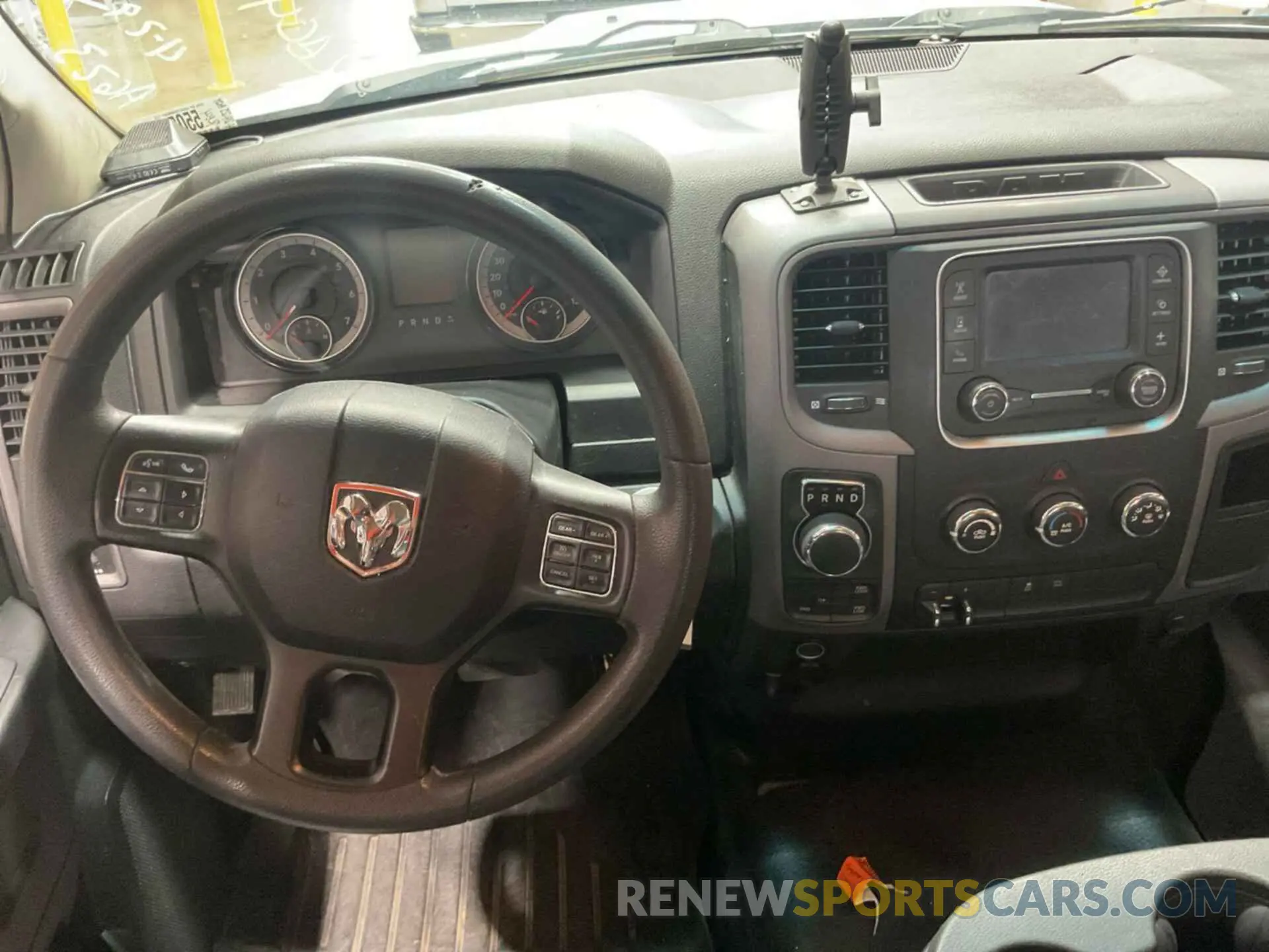 3 fotografías del automóvil dañado 1C6RR7FT9NS172473 RAM 1500 CLASSIC 2022