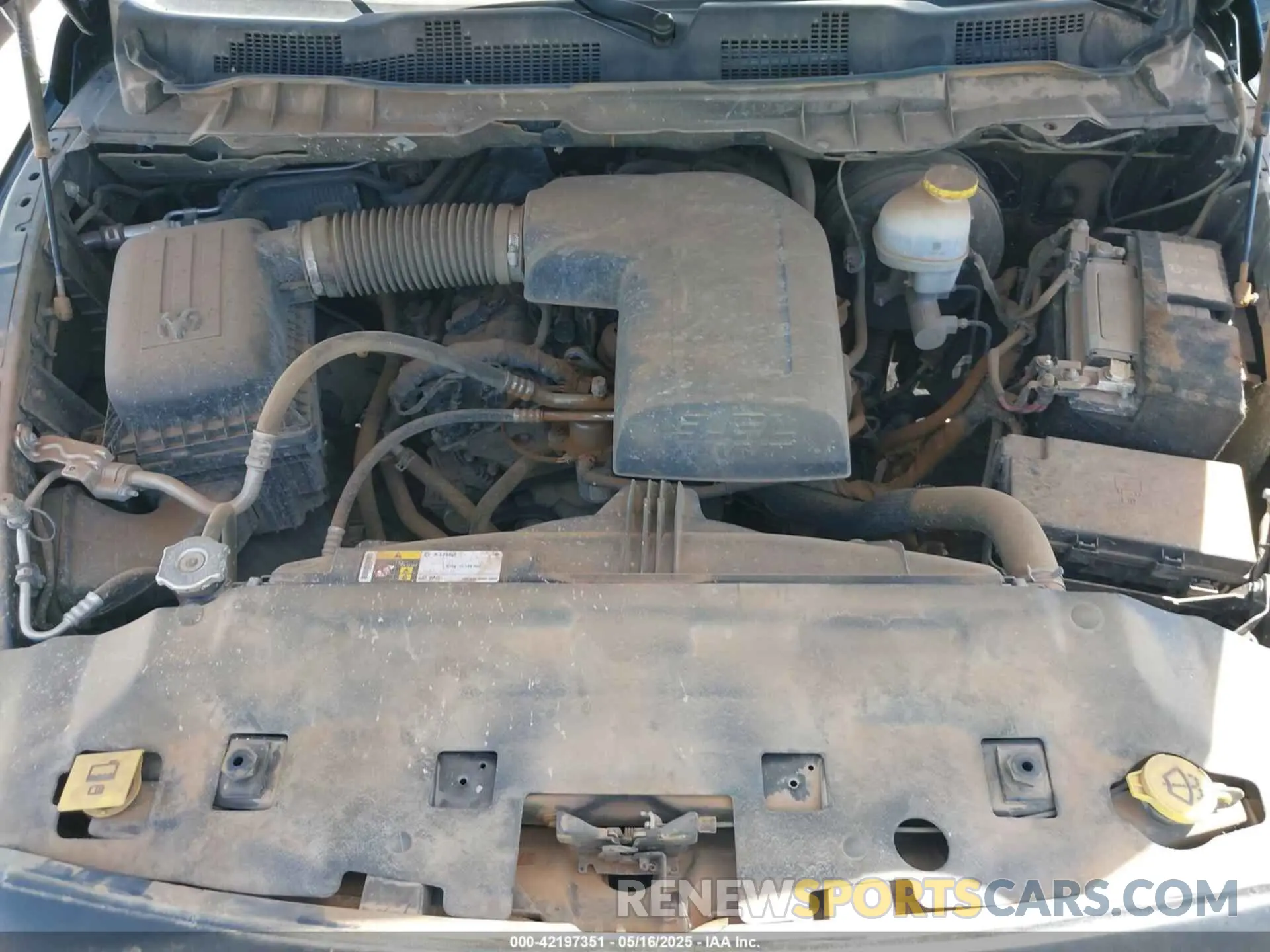 10 fotografías del automóvil dañado 1C6RR7GG4NS230068 RAM 1500 CLASSIC 2022