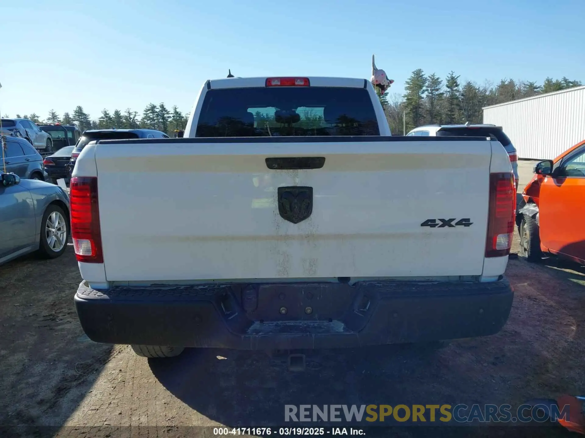 17 fotografías del automóvil dañado 1C6RR7GG8NS122018 RAM 1500 CLASSIC 2022