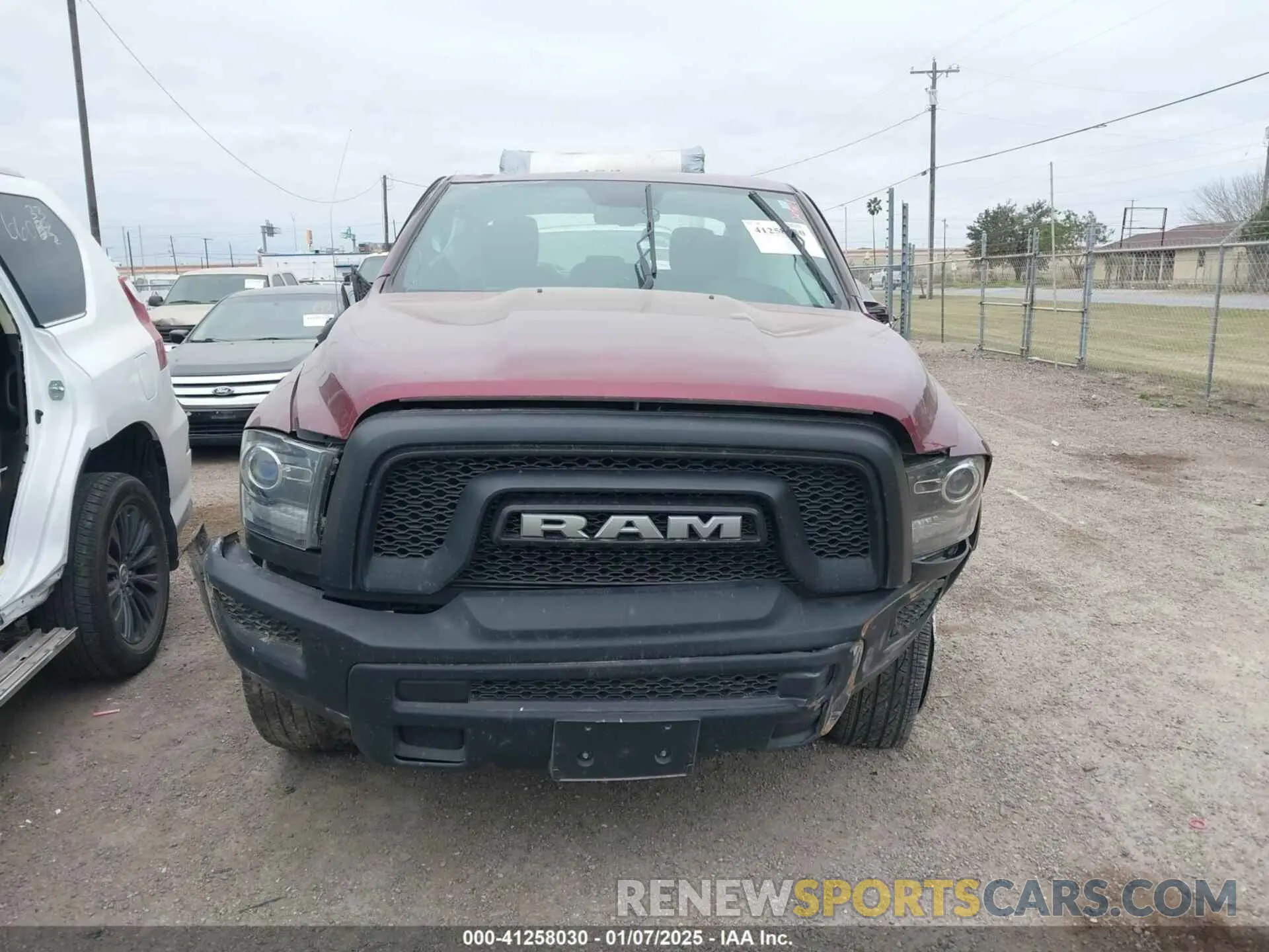 12 fotografías del automóvil dañado 1C6RR7GGXNS237431 RAM 1500 CLASSIC 2022