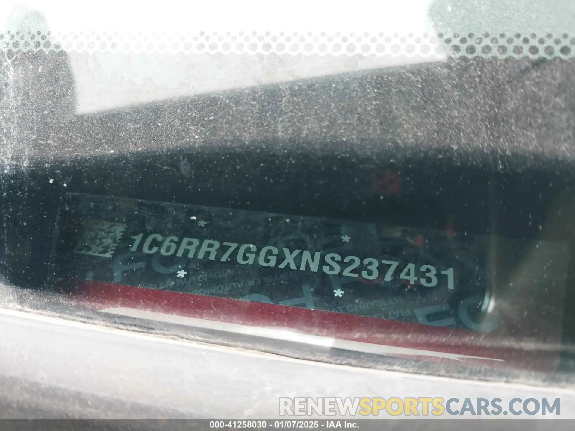 9 fotografías del automóvil dañado 1C6RR7GGXNS237431 RAM 1500 CLASSIC 2022