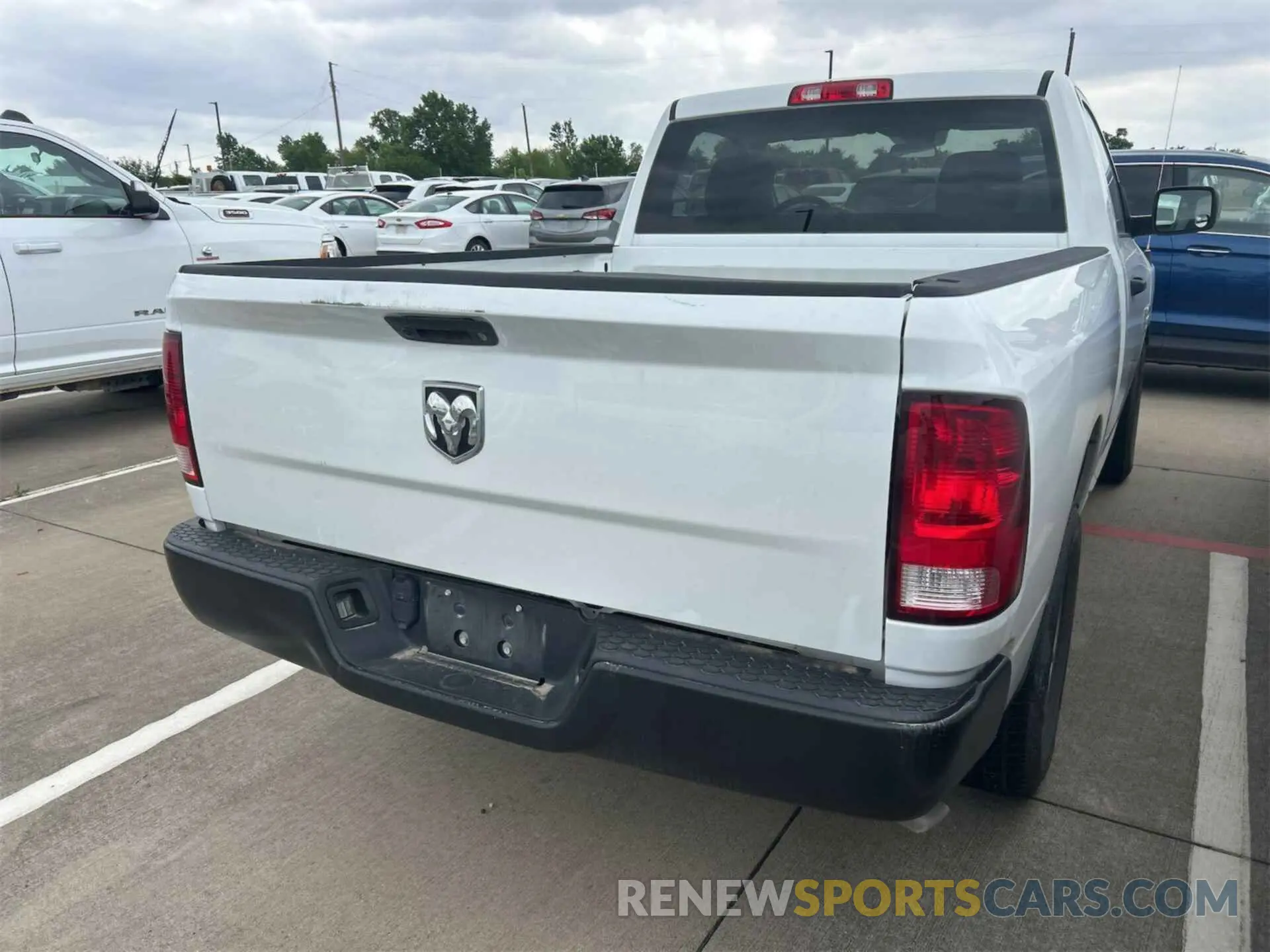 11 fotografías del automóvil dañado 3C6JR6AG4NG205341 RAM 1500 CLASSIC 2022