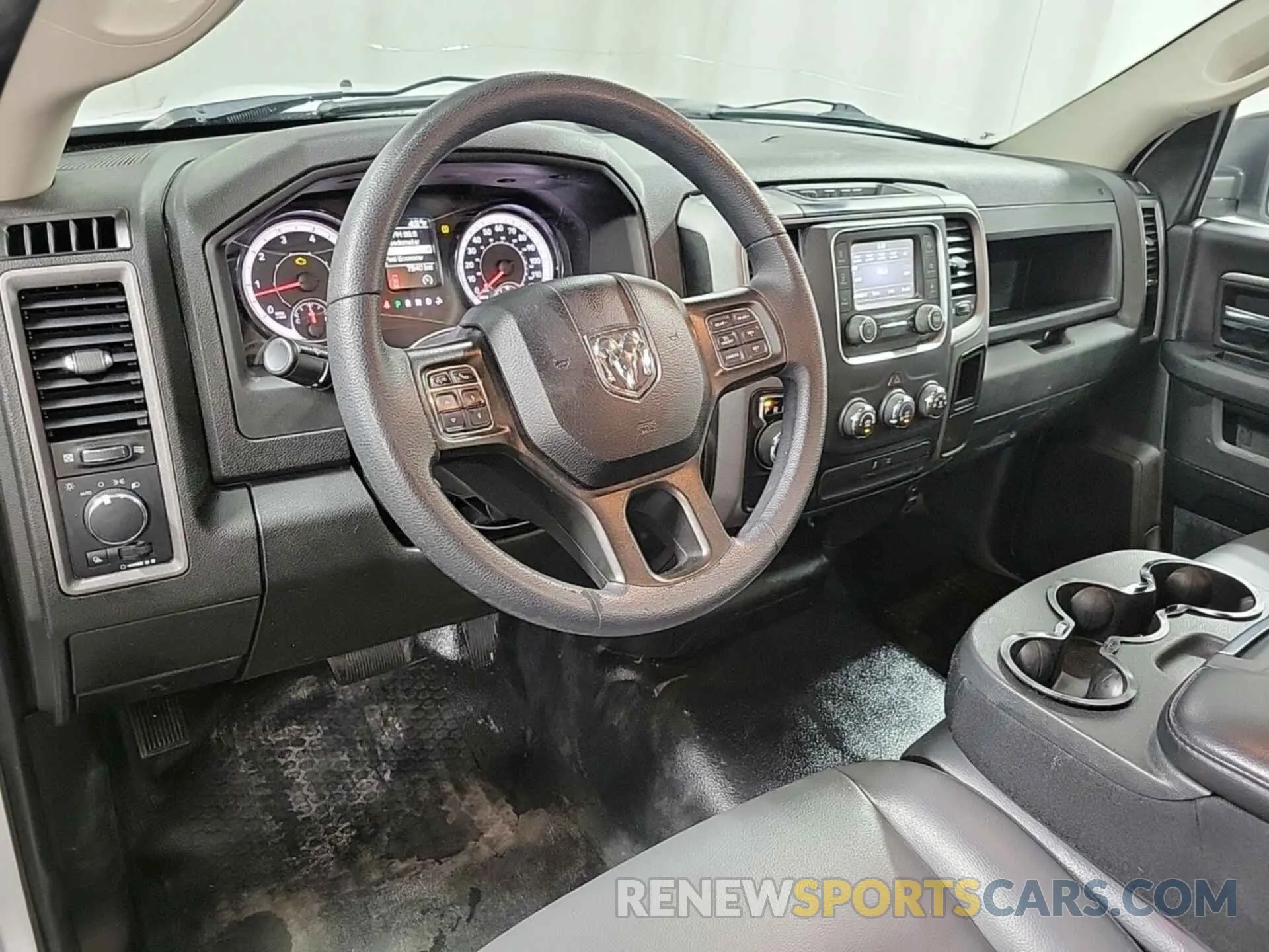 20 fotografías del automóvil dañado 3C6JR6DG4NG313521 RAM 1500 CLASSIC 2022