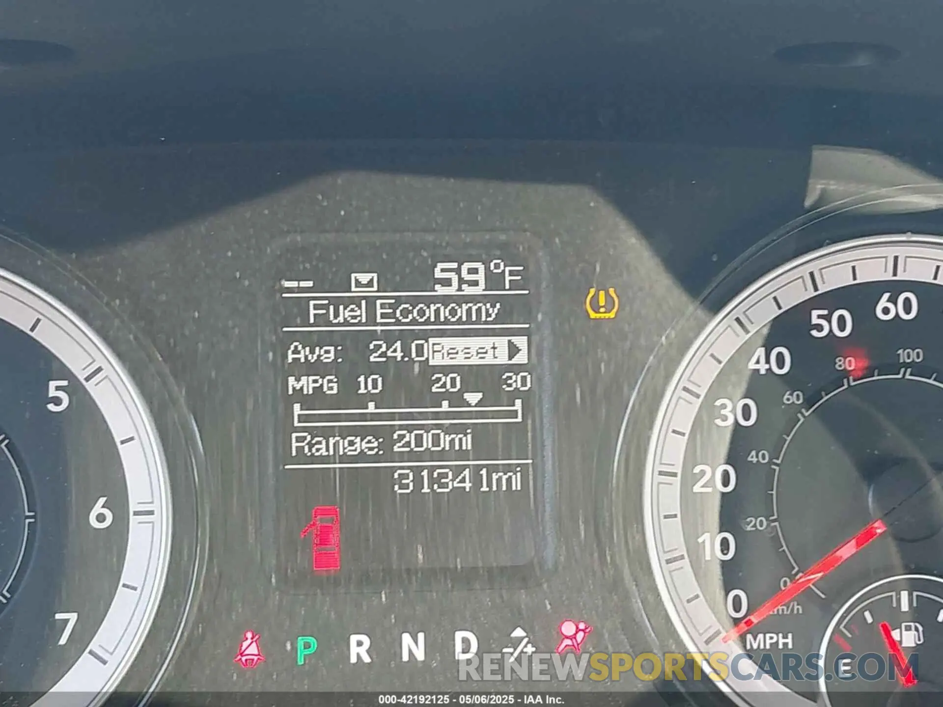 15 fotografías del automóvil dañado 3C6JR6DG5NG412610 RAM 1500 CLASSIC 2022