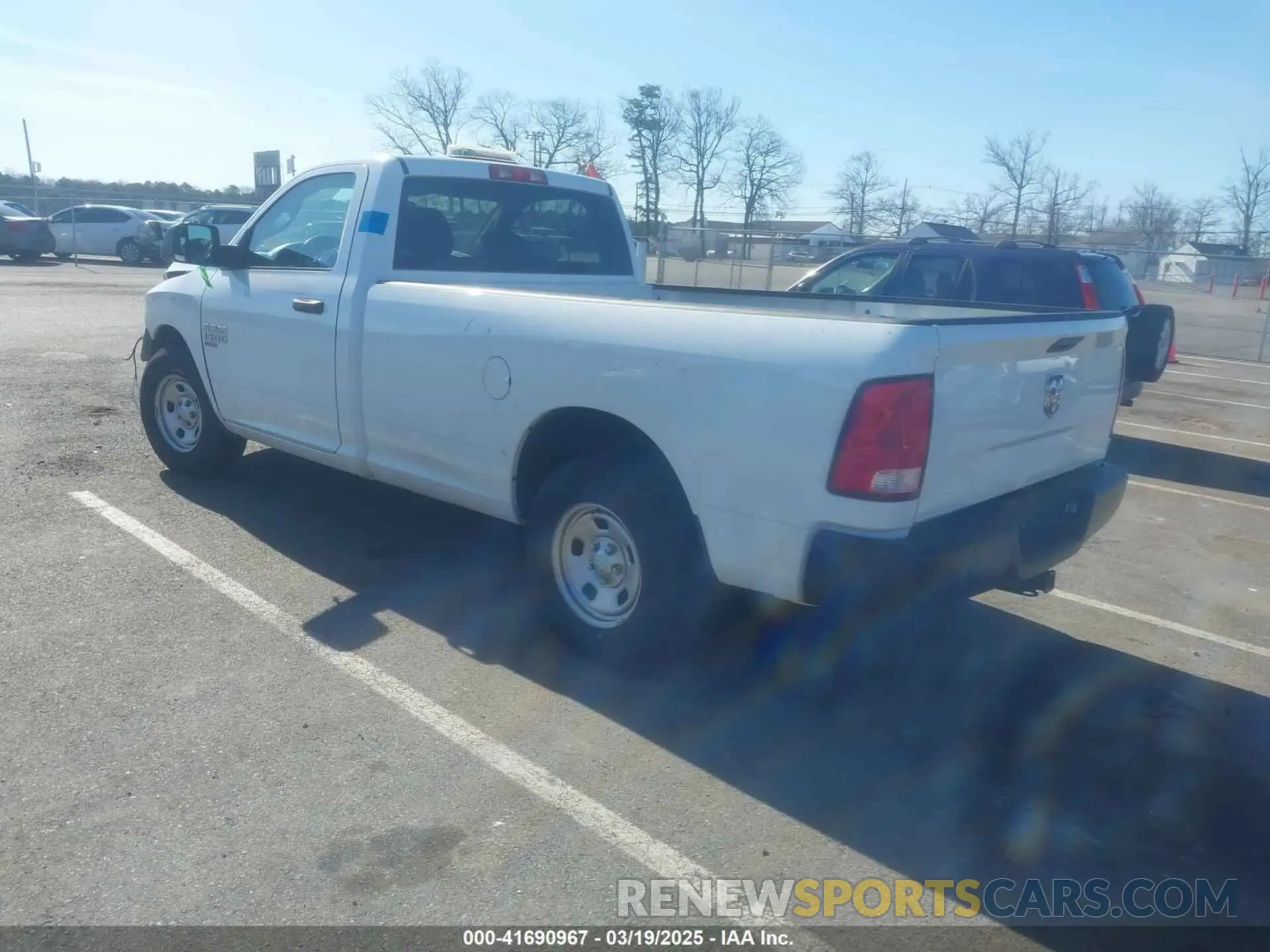 3 fotografías del automóvil dañado 3C6JR6DG5NG441976 RAM 1500 CLASSIC 2022