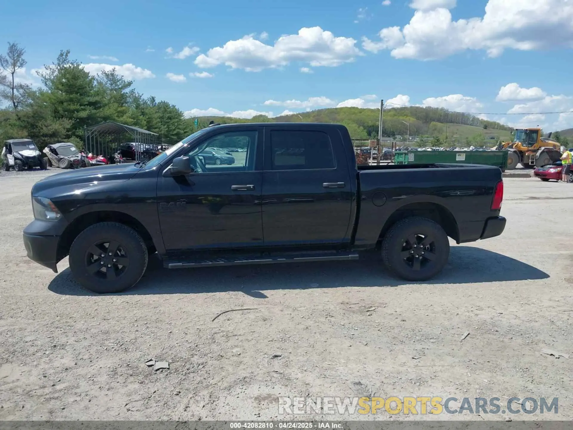 14 fotografías del automóvil dañado 3C6RR7KG8NG341169 RAM 1500 CLASSIC 2022
