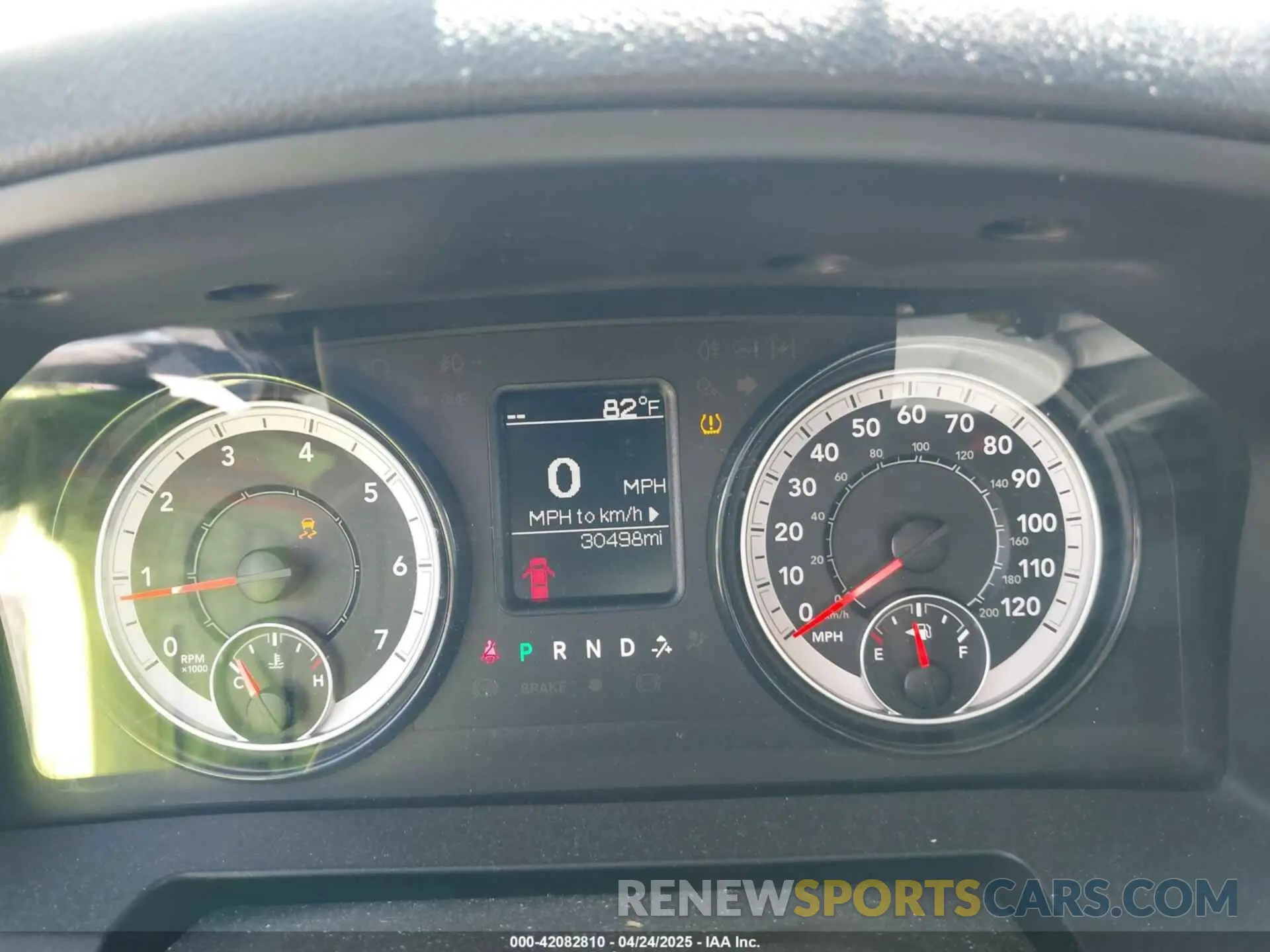 7 fotografías del automóvil dañado 3C6RR7KG8NG341169 RAM 1500 CLASSIC 2022