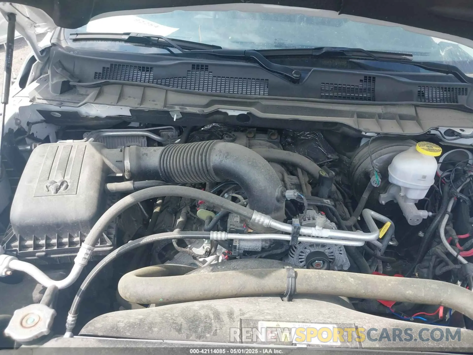 10 fotografías del automóvil dañado 1C6RR7FT4PS588854 RAM 1500 CLASSIC 2023