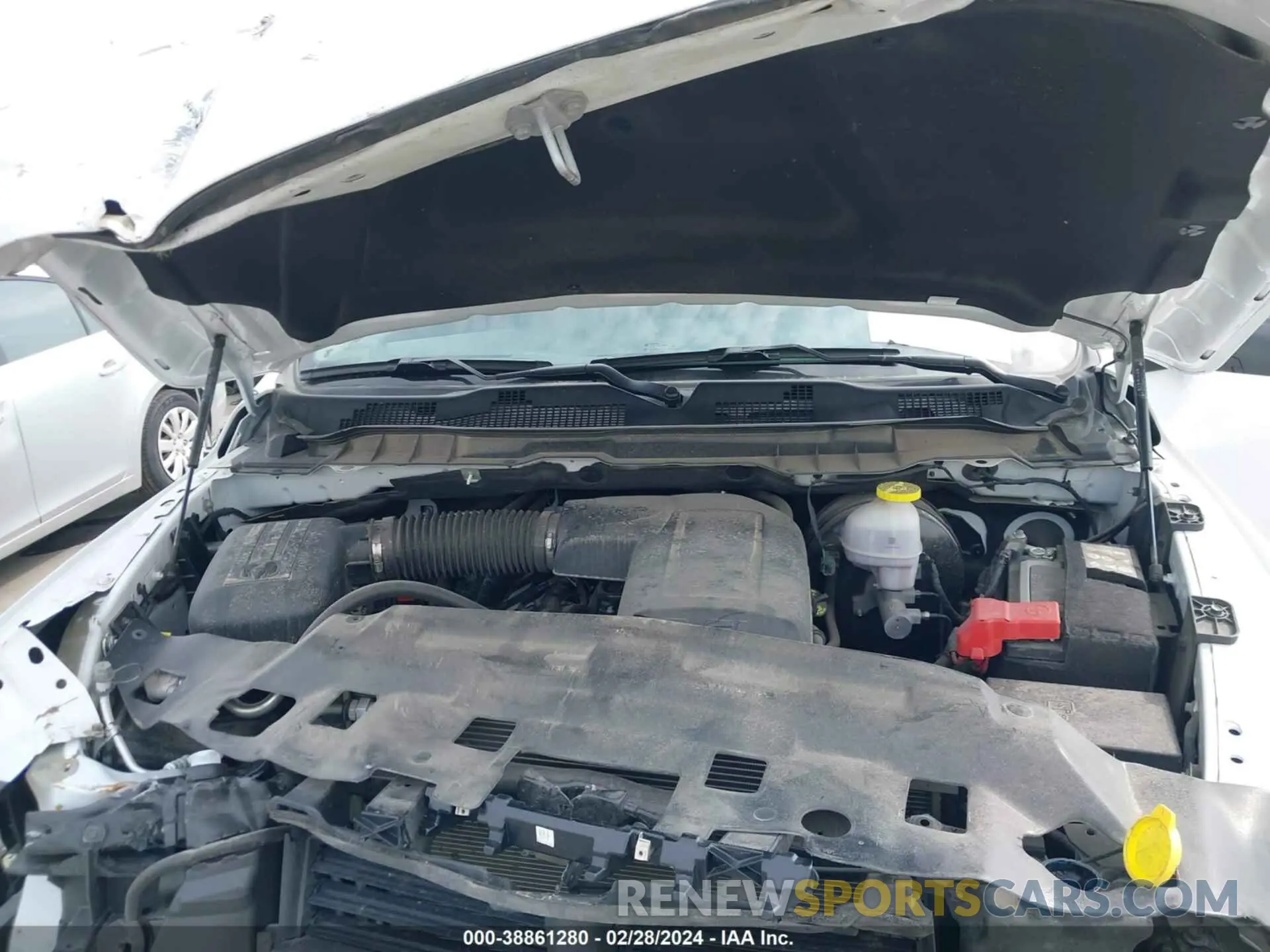 10 fotografías del automóvil dañado 1C6RR7LG3PS516843 RAM 1500 CLASSIC 2023