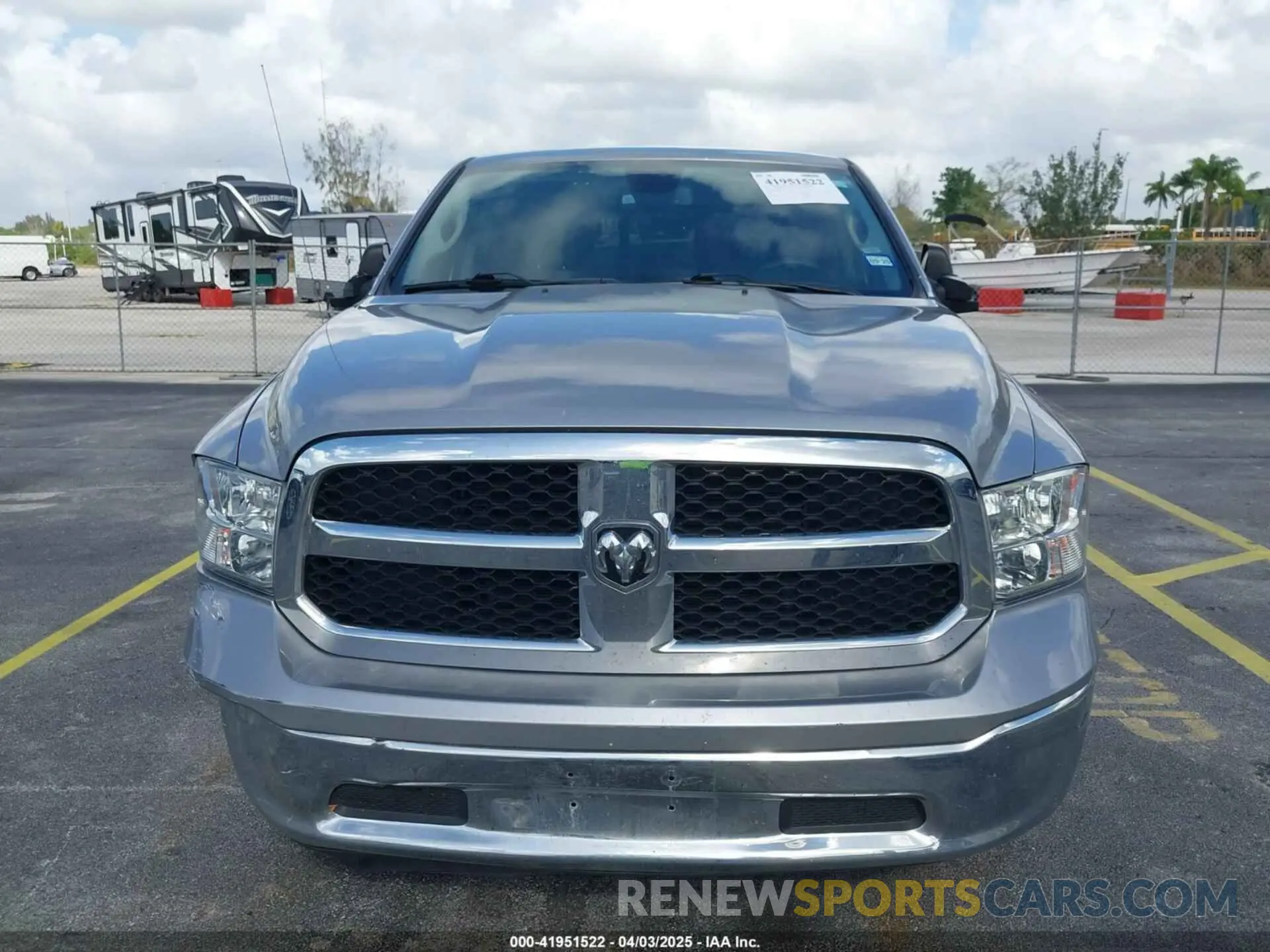 12 fotografías del automóvil dañado 1C6RR7LGXPS516872 RAM 1500 CLASSIC 2023