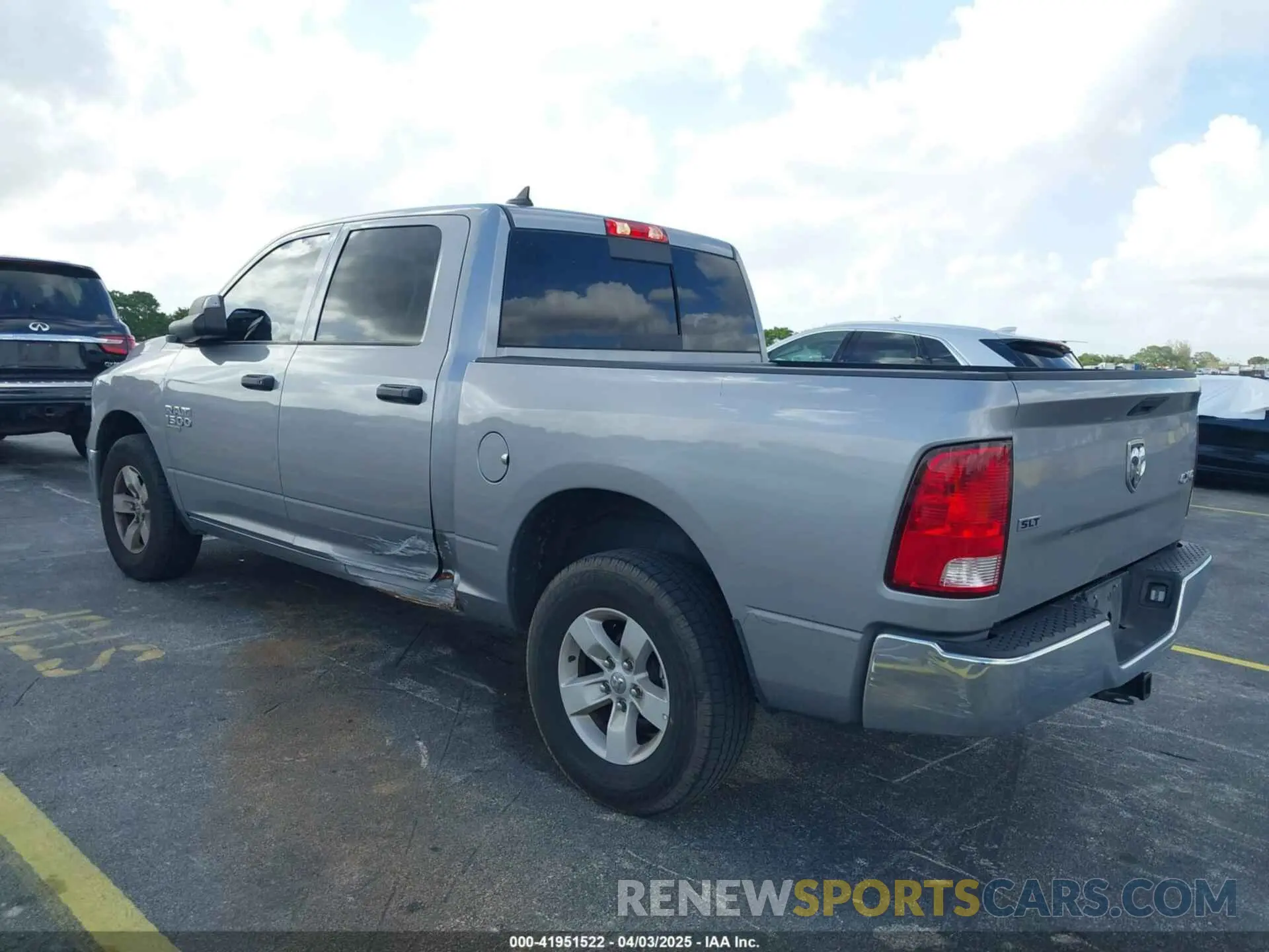 3 fotografías del automóvil dañado 1C6RR7LGXPS516872 RAM 1500 CLASSIC 2023