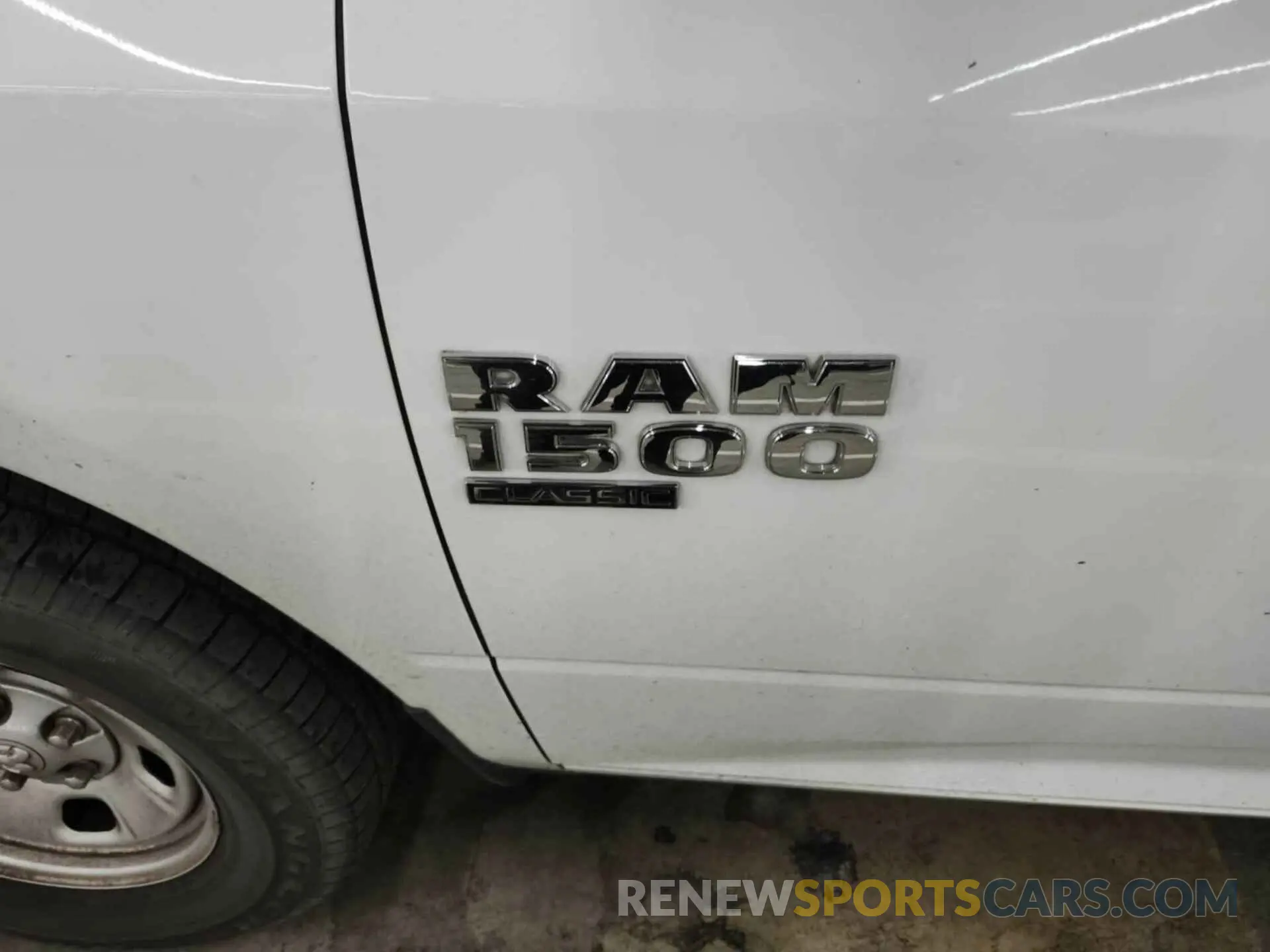14 fotografías del automóvil dañado 3C6JR6DG1PG541107 RAM 1500 CLASSIC 2023