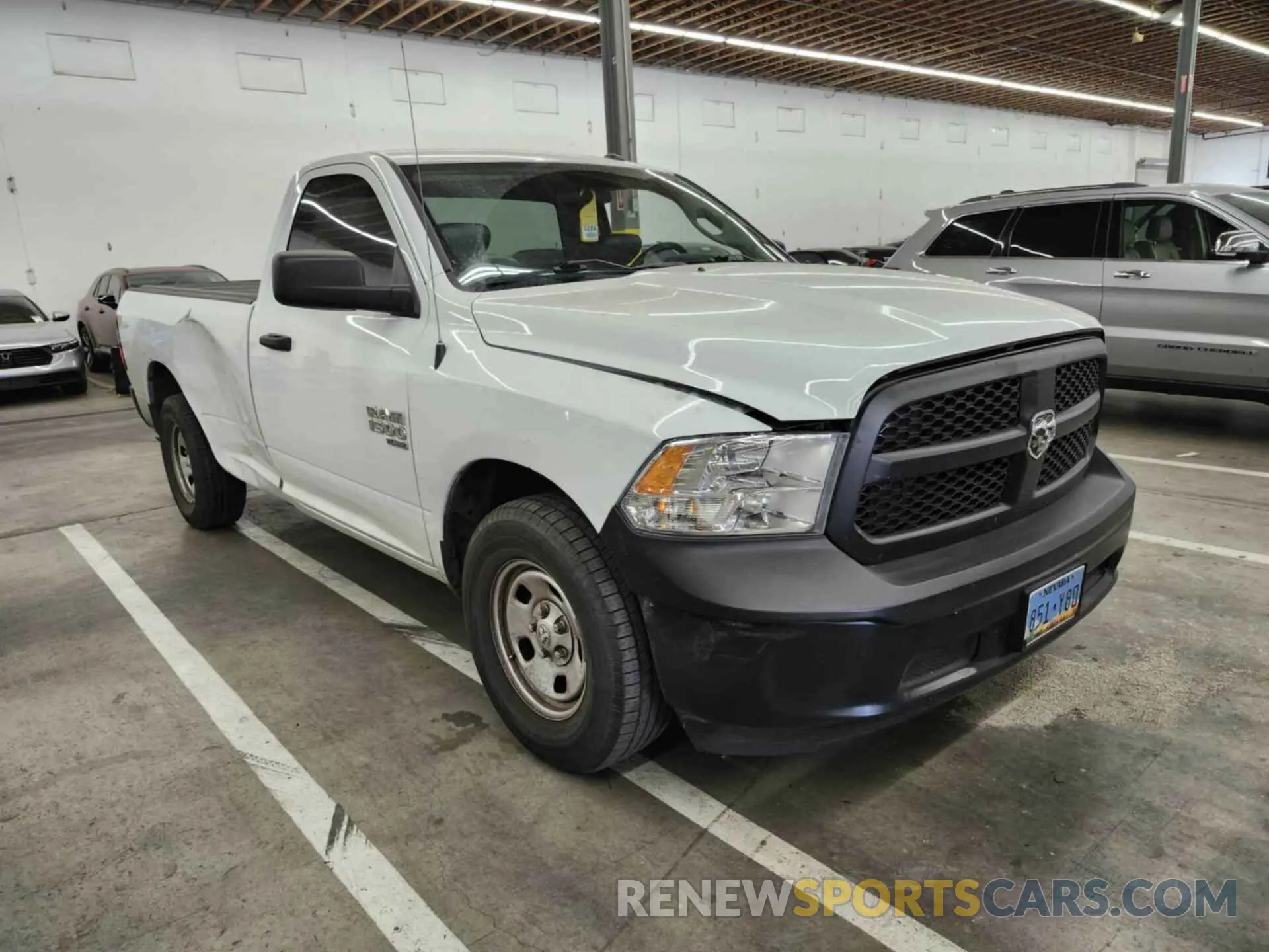 8 fotografías del automóvil dañado 3C6JR6DG1PG541107 RAM 1500 CLASSIC 2023