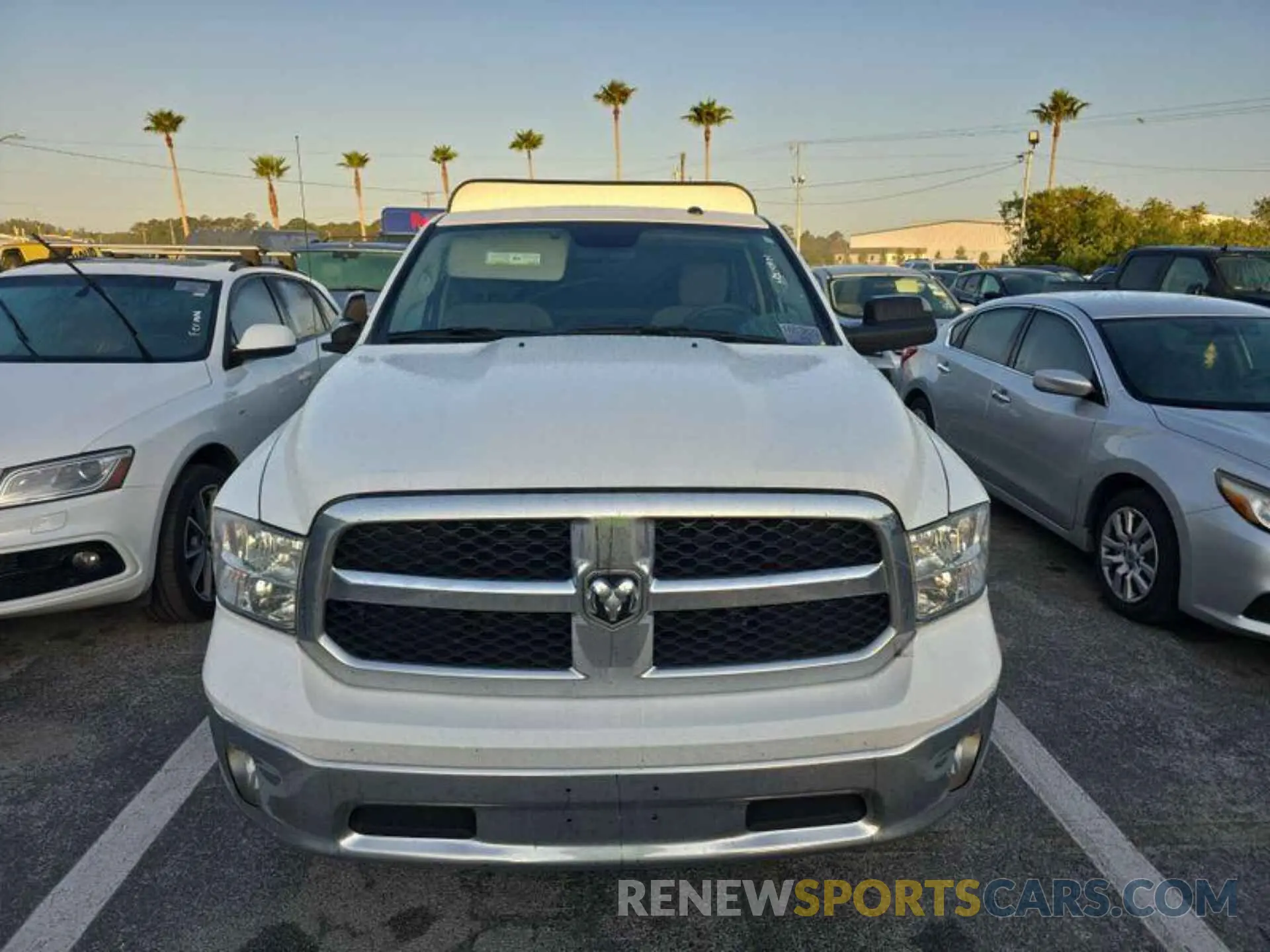 12 fotografías del automóvil dañado 3C6JR6DT1PG671725 RAM 1500 CLASSIC 2023